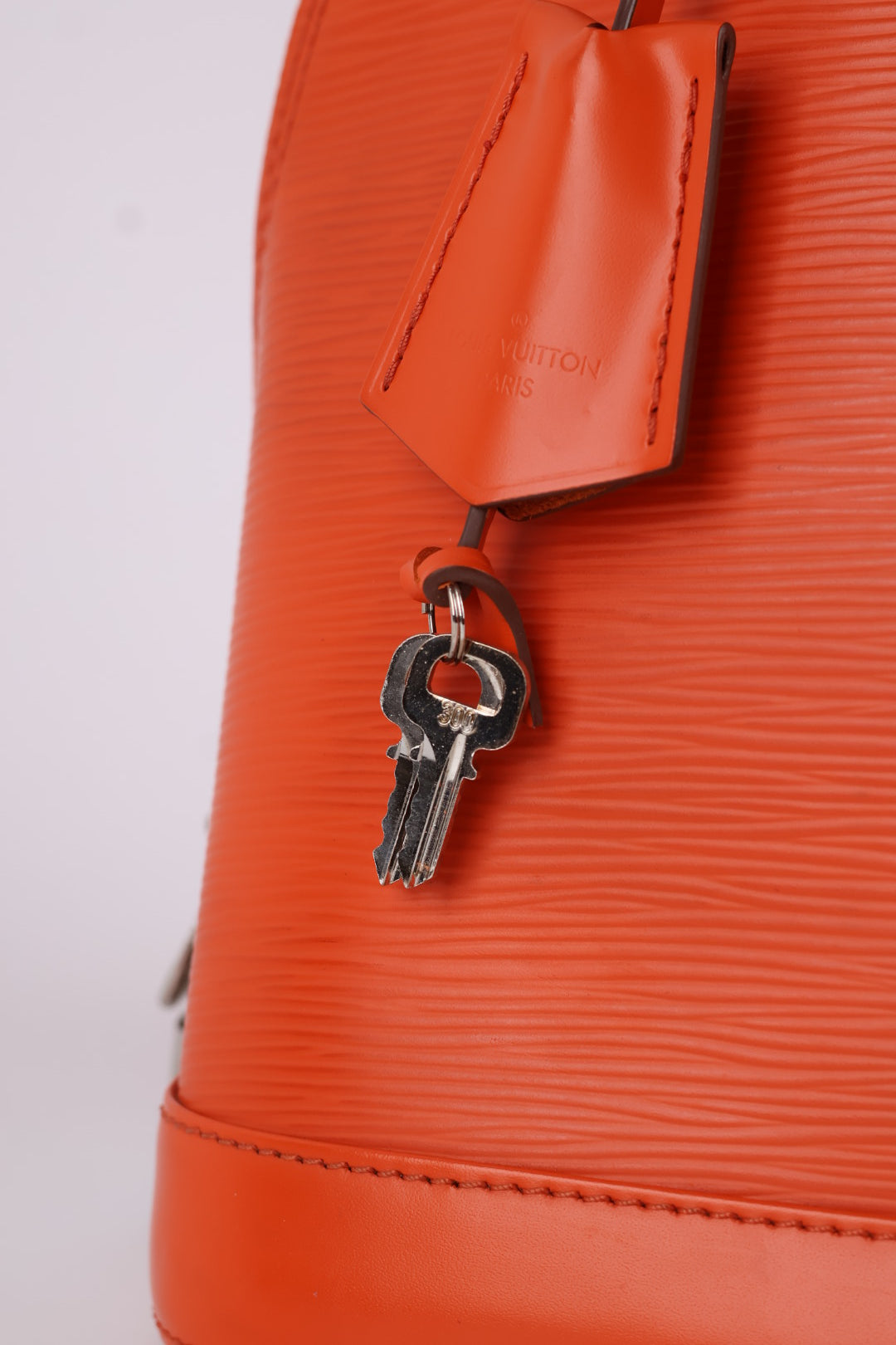 Louis Vuitton Alma Pm Epi