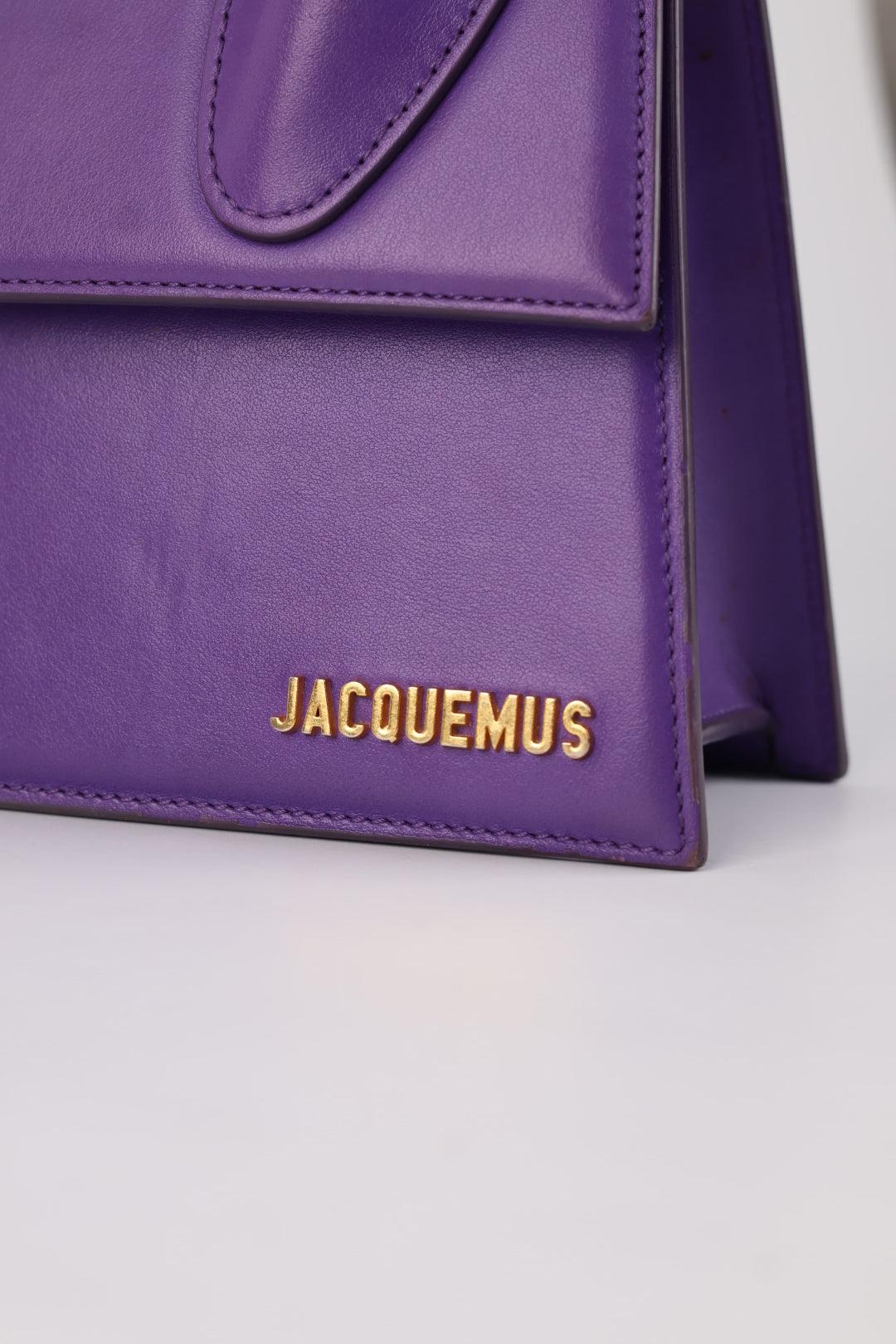 Jacquemus Le Grand Chiquito