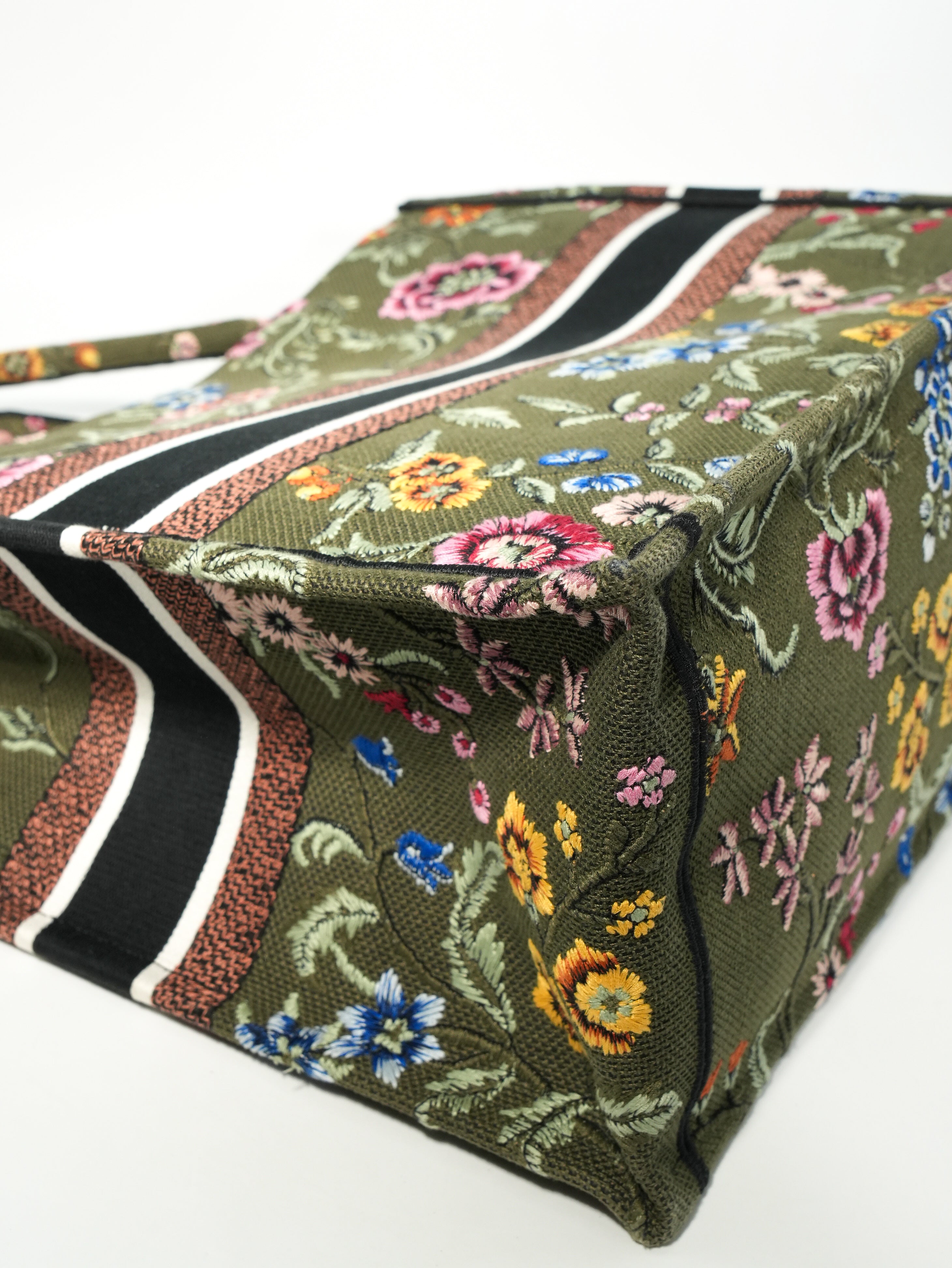 Dior Book Tote Large Floreale