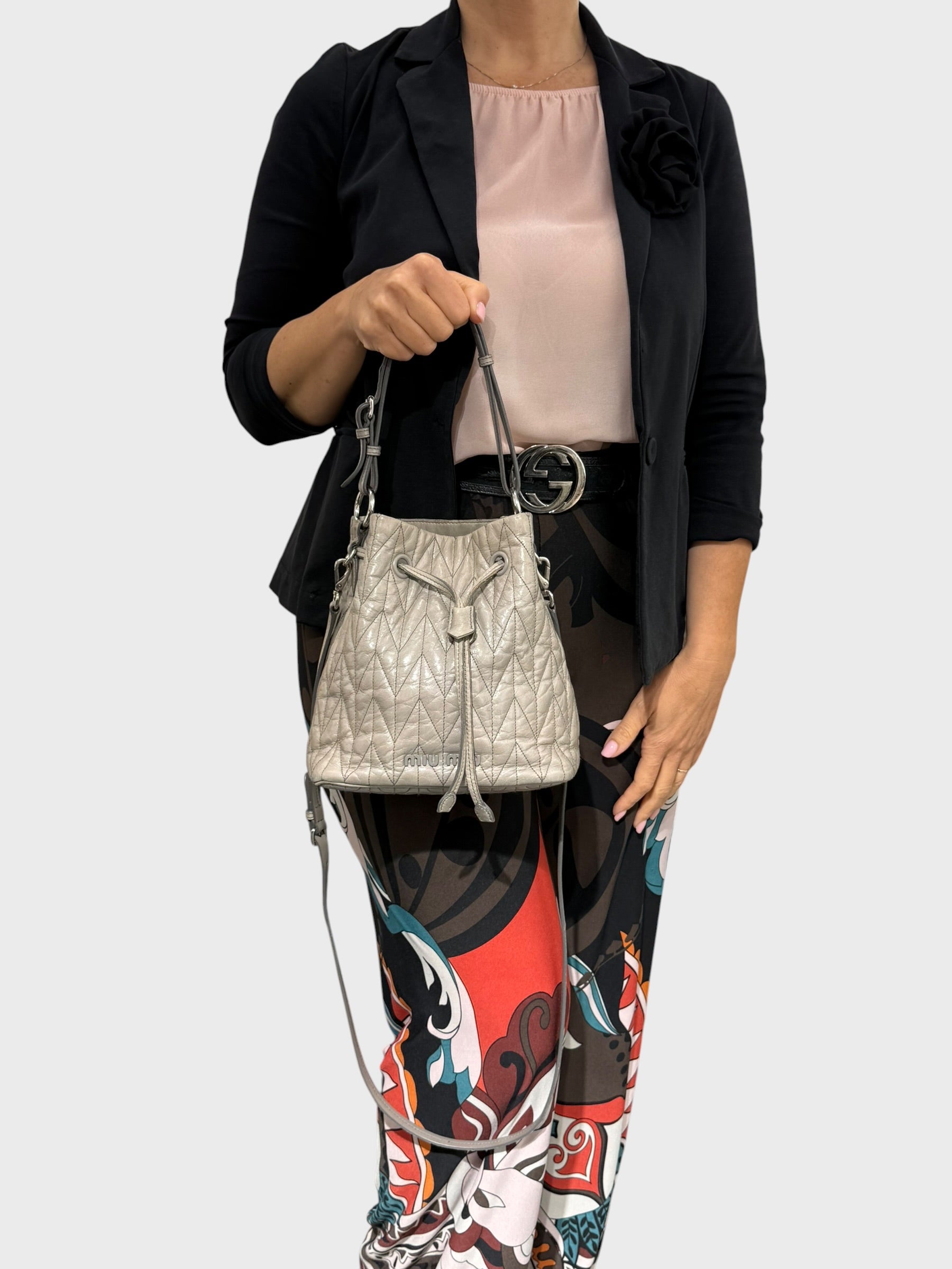 Miu Miu Bucket in Pelle
