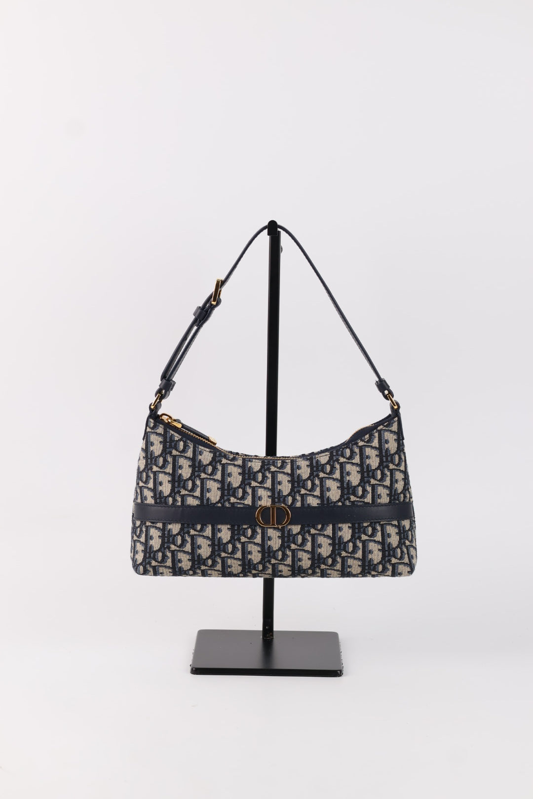 Dior Hobo 30 Montaigne Jacquard Oblique
