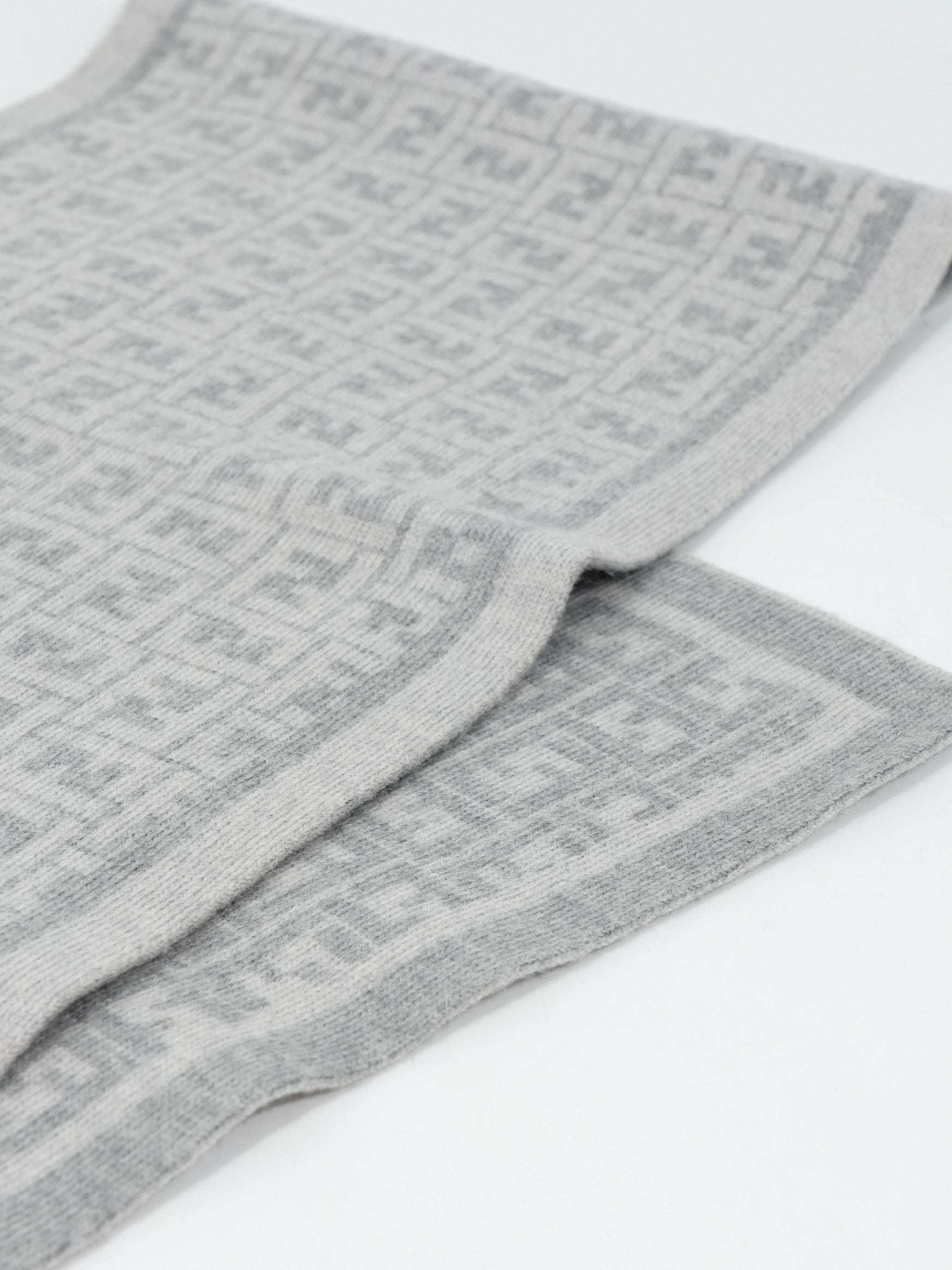 Fendi Sciarpa FF Logo