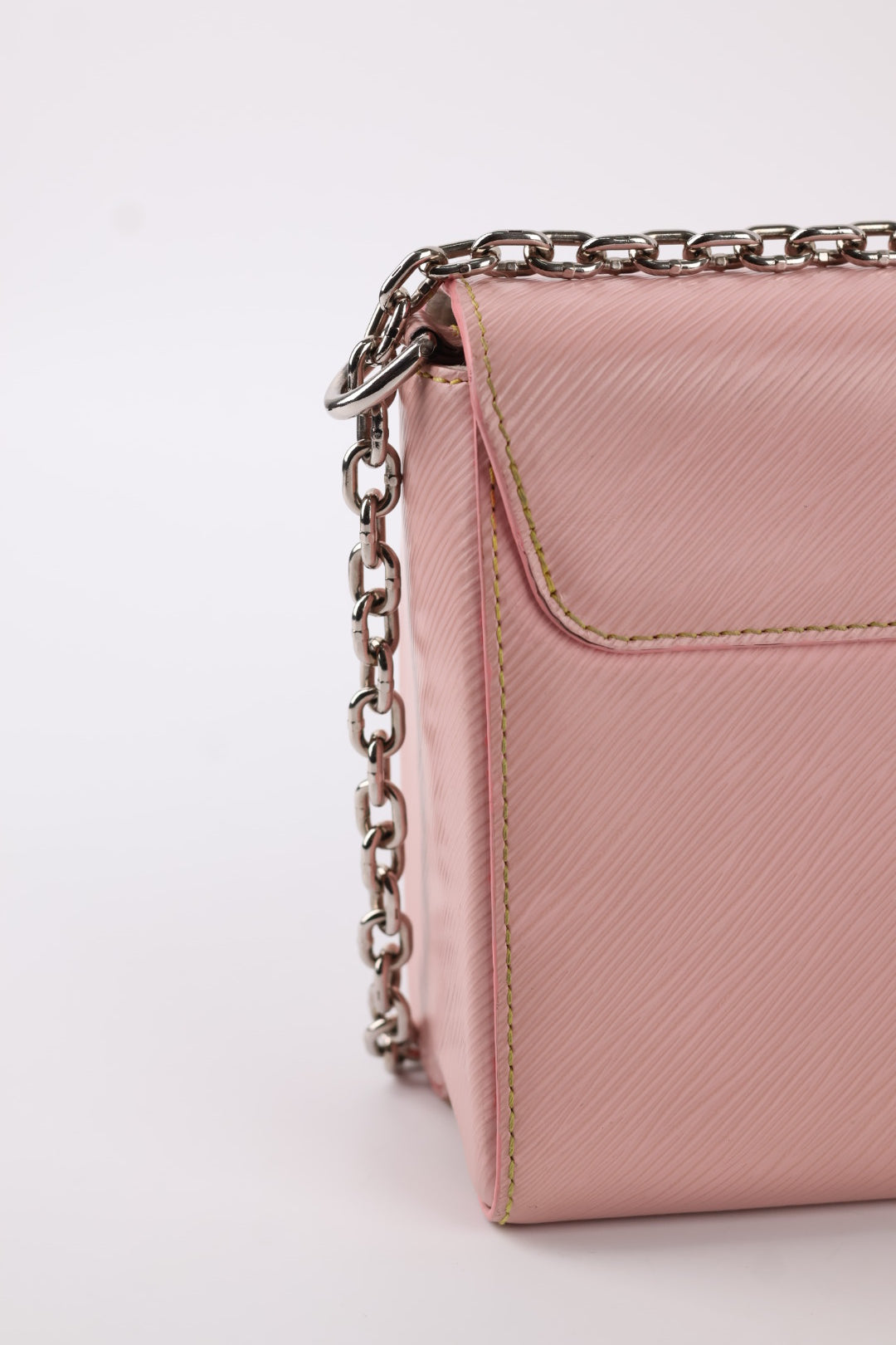 Louis Vuitton Twist MM EPI