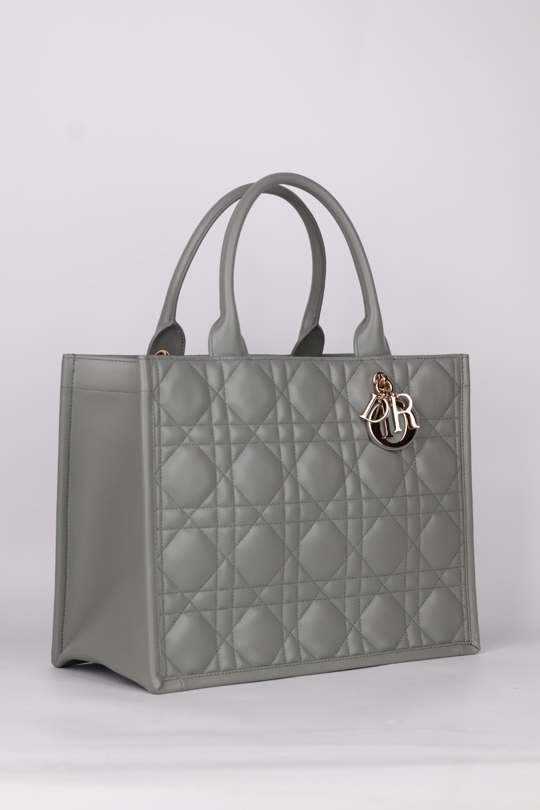 Dior Book Tote Macrocannage Media