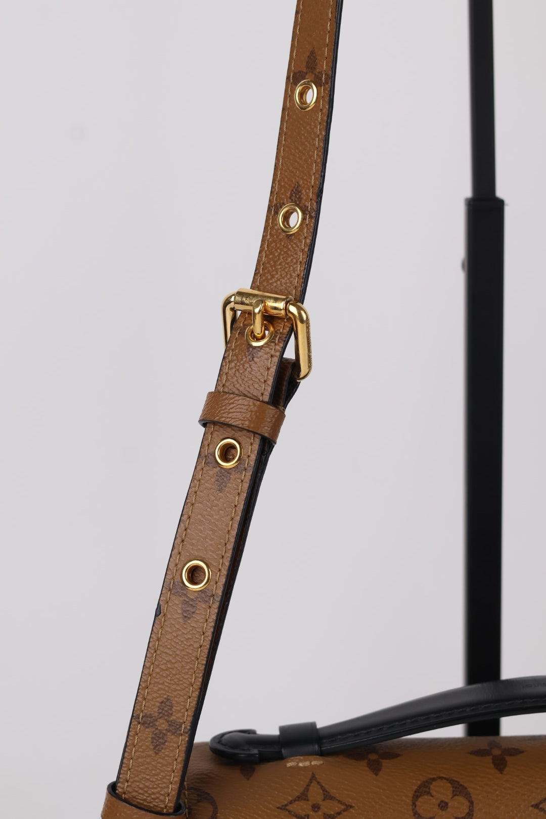 Louis Vuitton Métis Reverse
