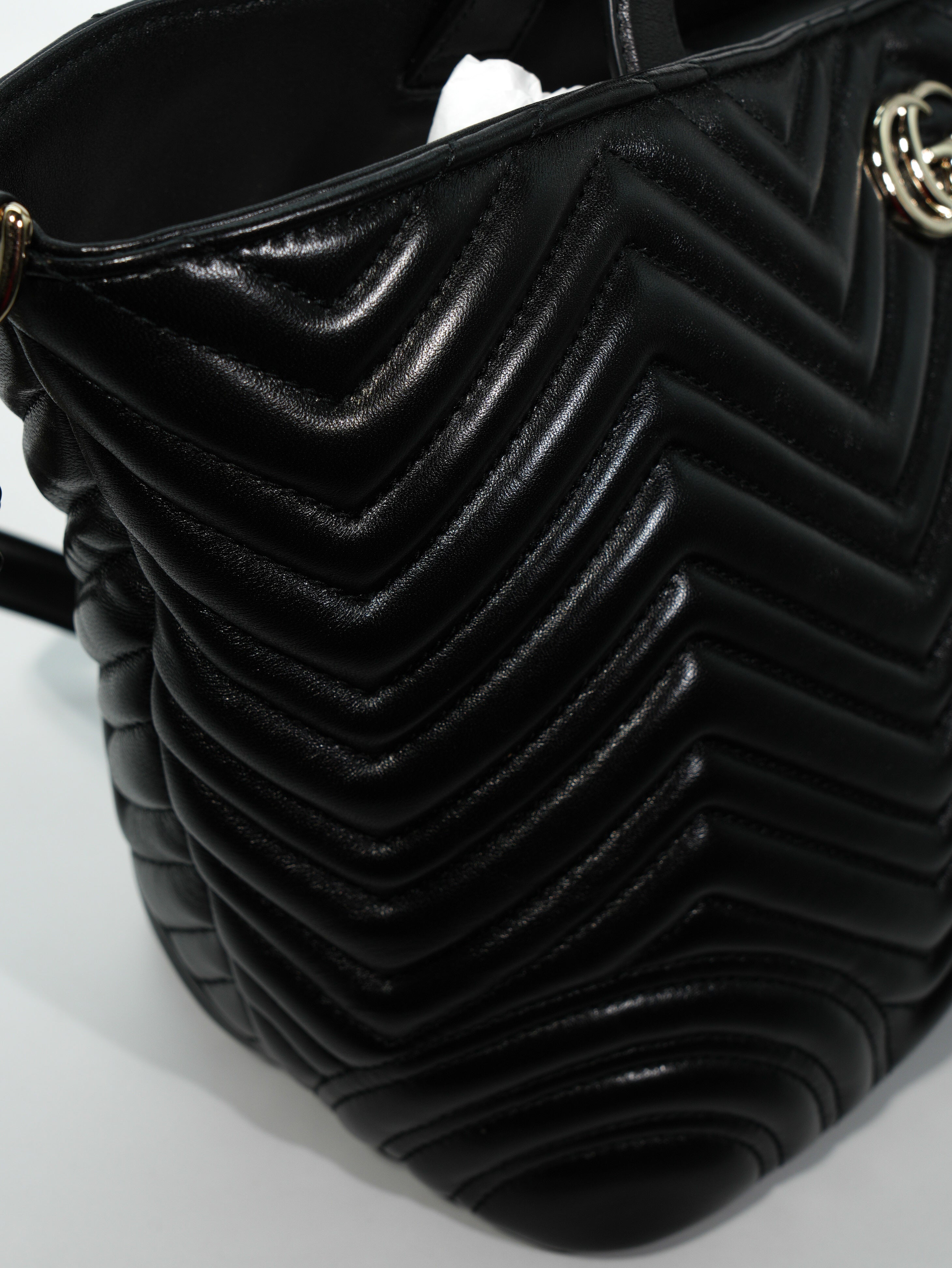 Gucci Shopping Betty Media
