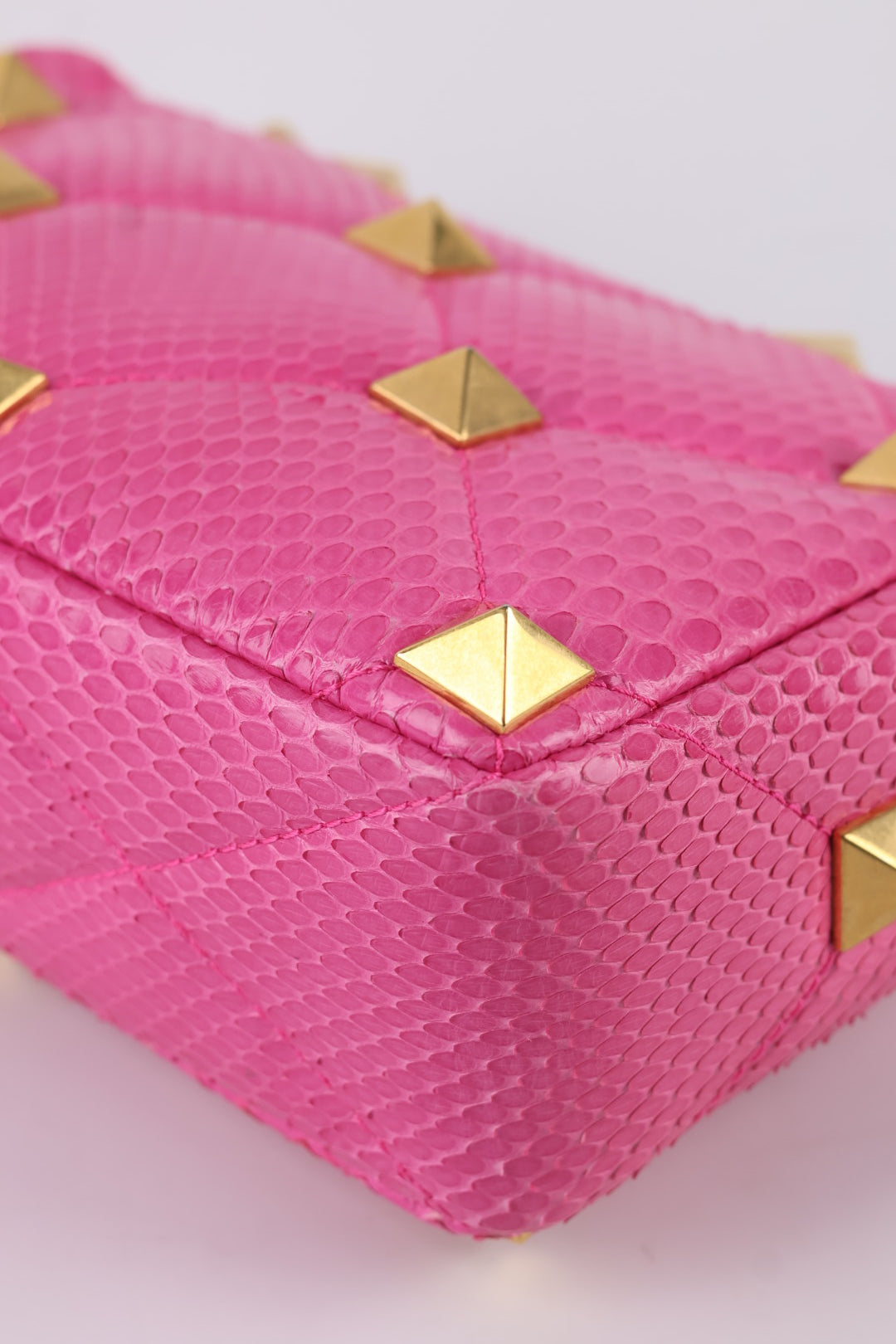 Valentino Roman Stud Pitone
