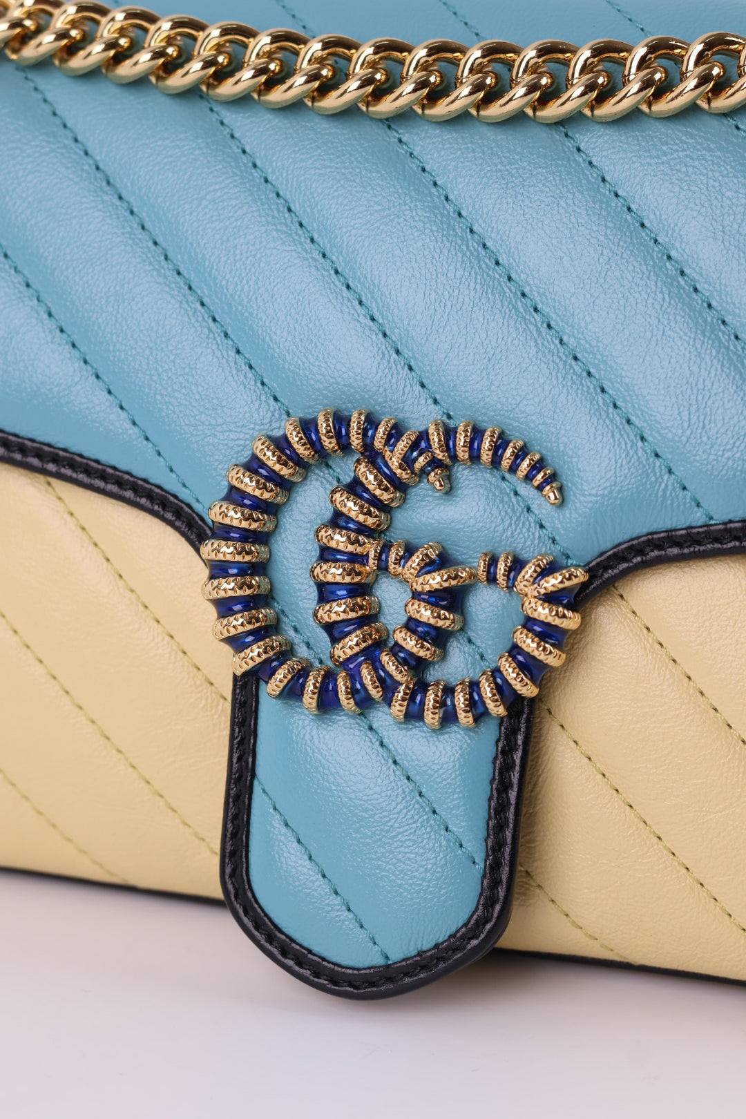 Gucci GG Marmont Azalea Media