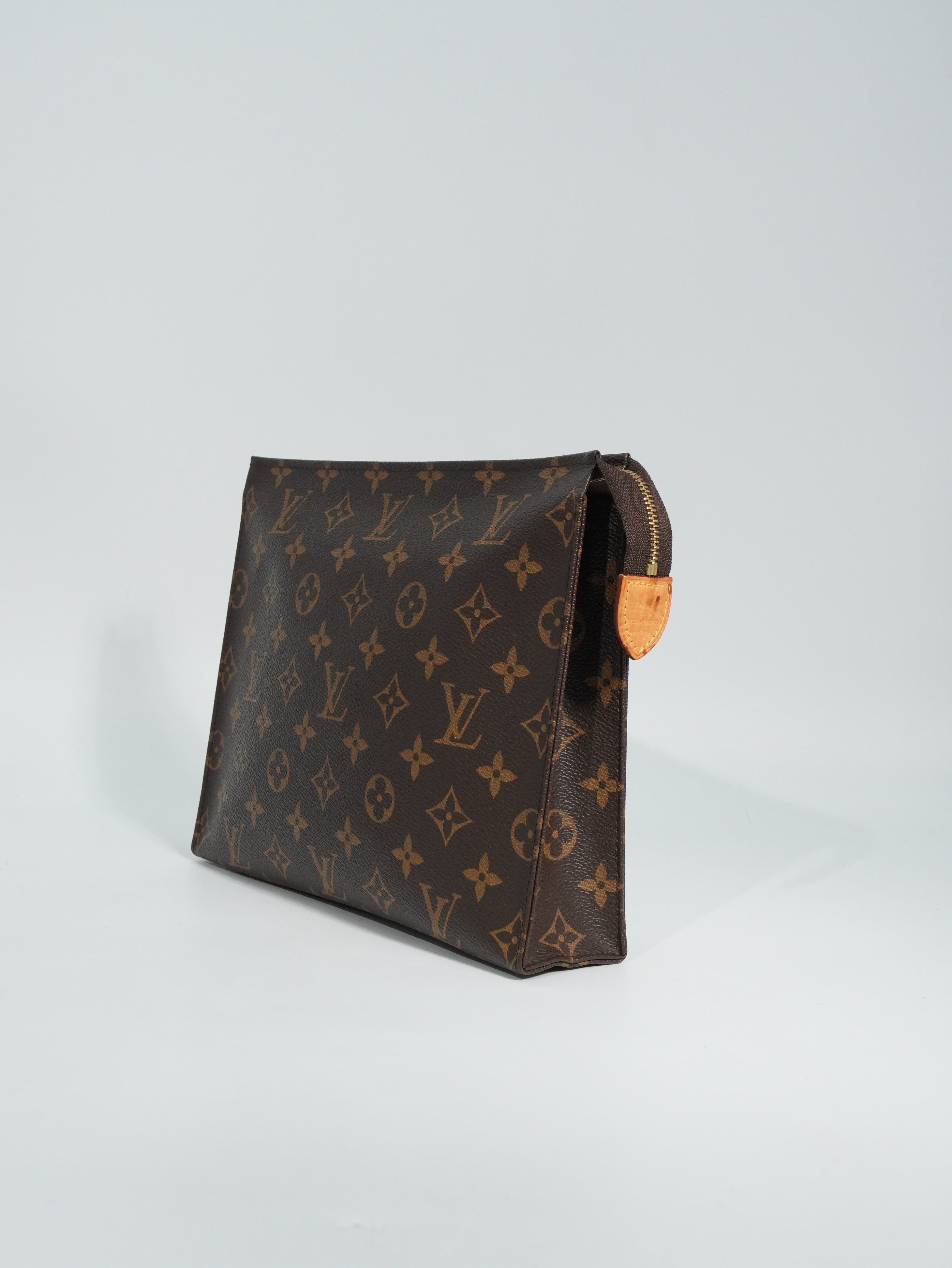 Louis Vuitton Toilette 26 Monogram