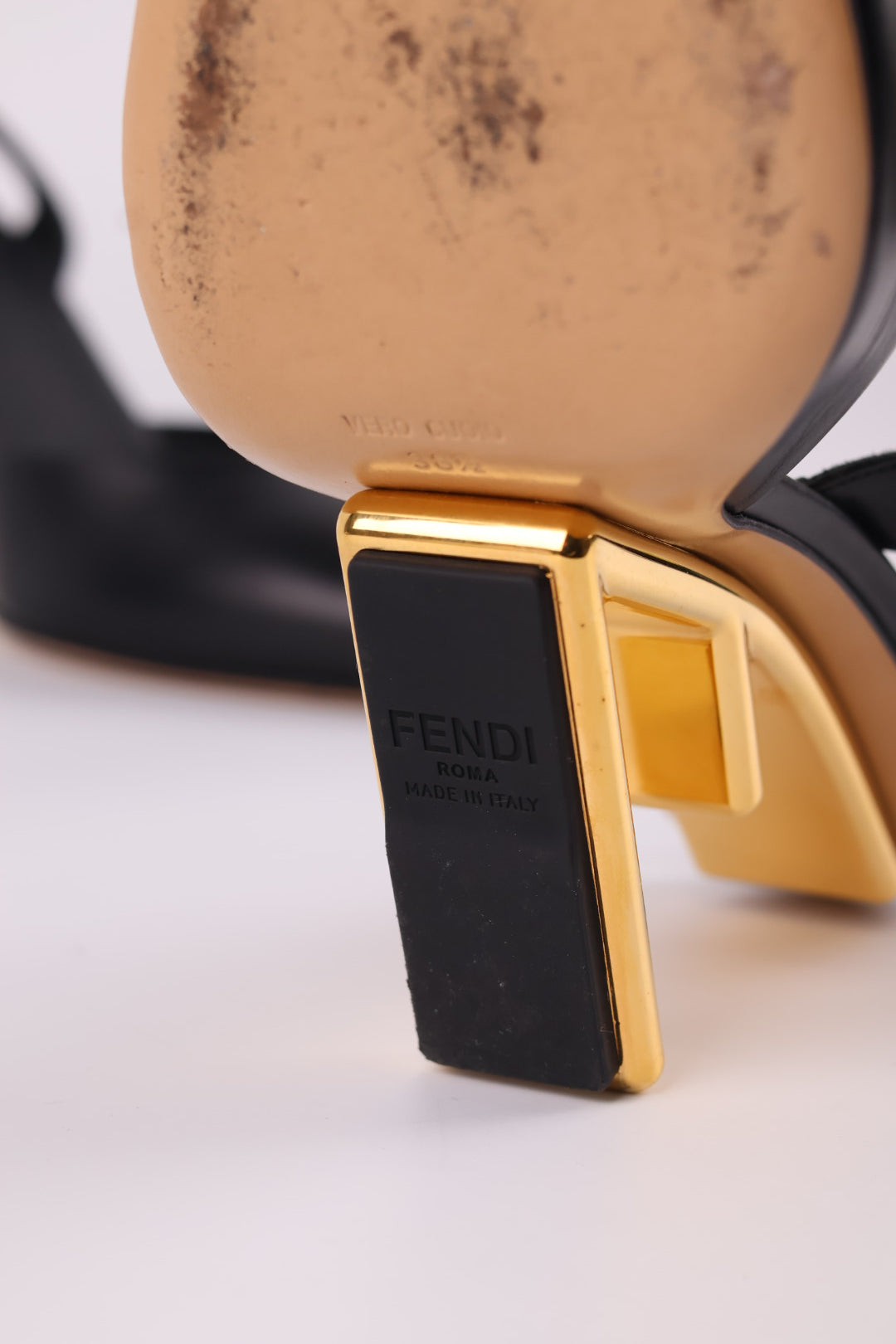 Fendi Slingback First in Pelle