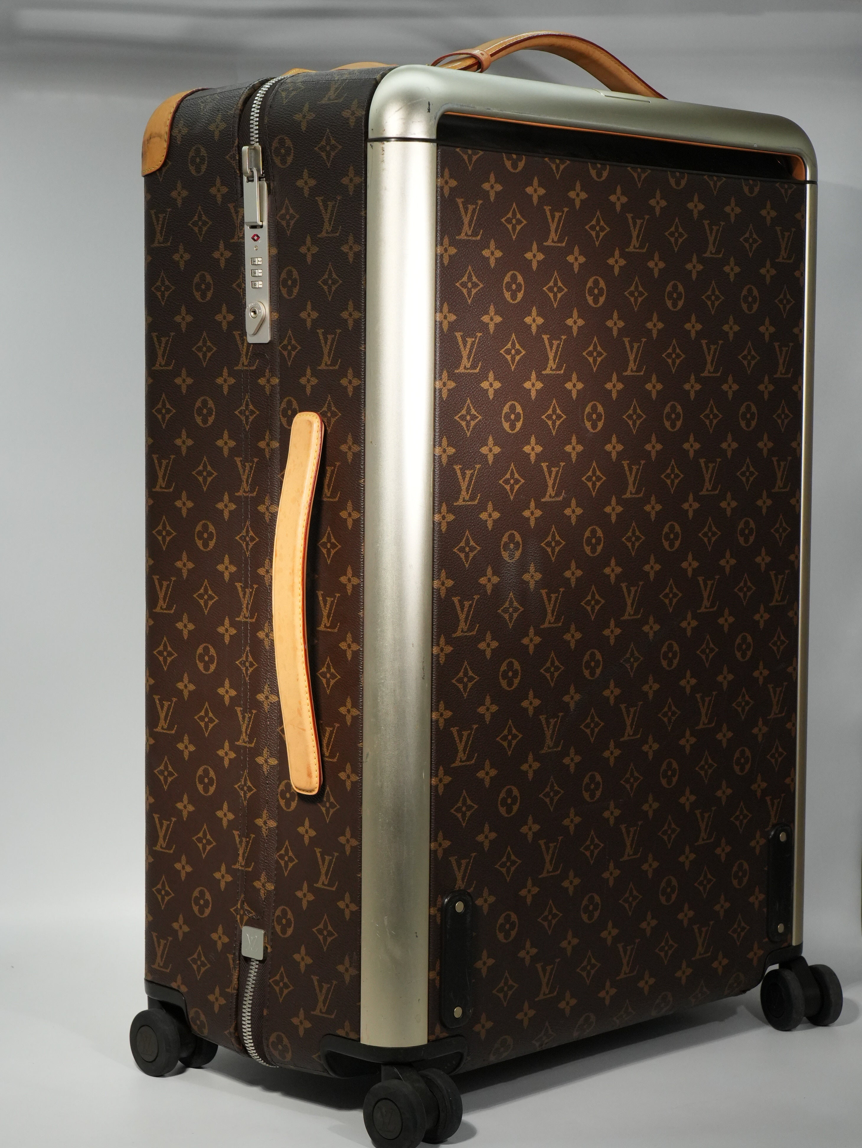Louis Vuitton Horizon 70 Monogram