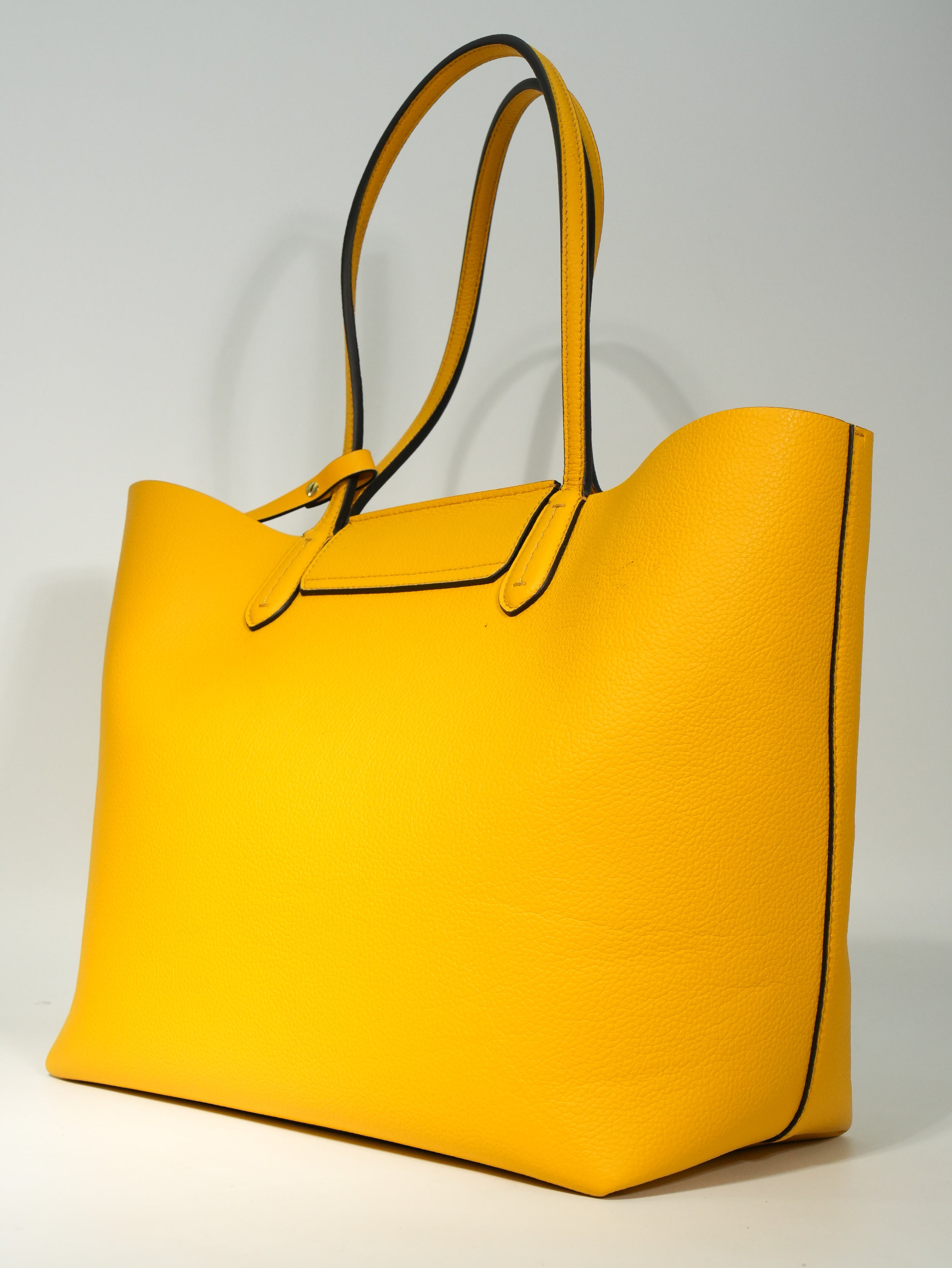 Ferragamo Gancini Tote in Pelle