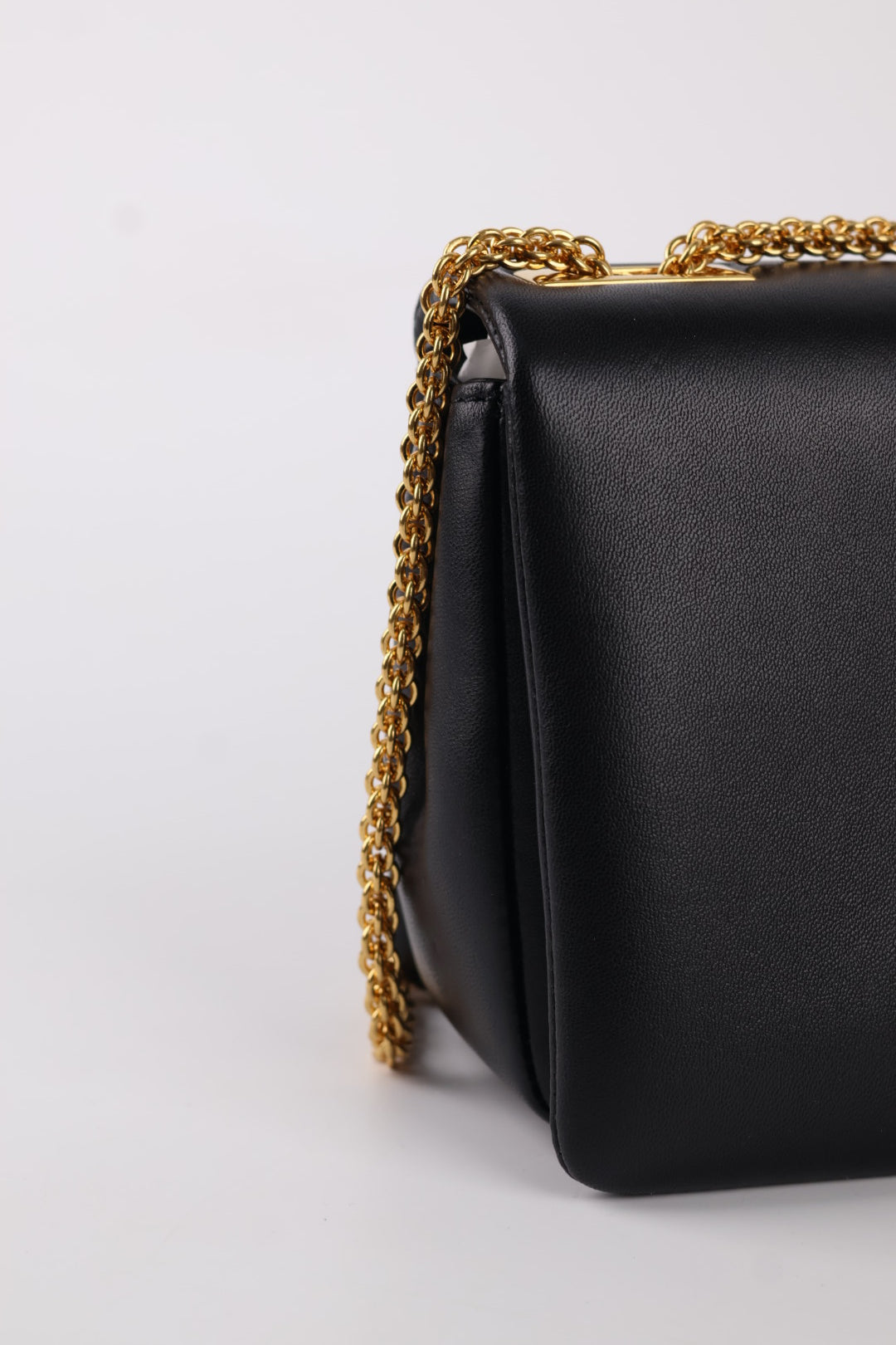Valentino One Stud in Pelle