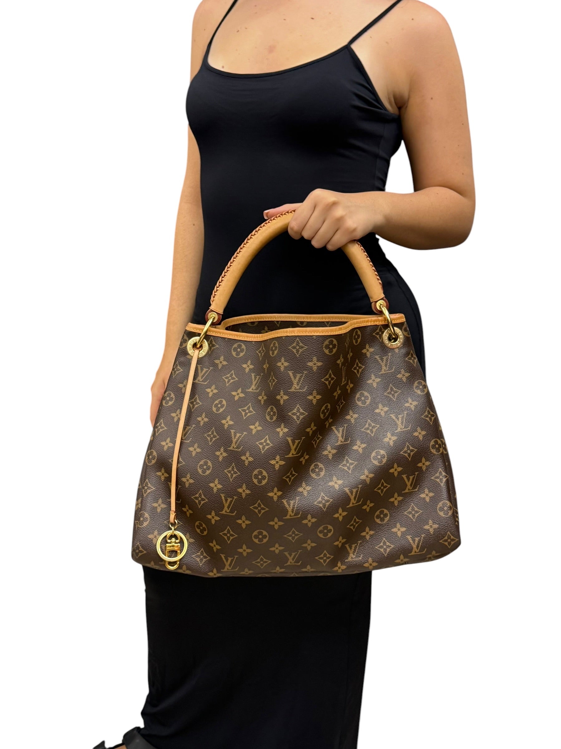 Louis Vuitton Artsy MM Monogram