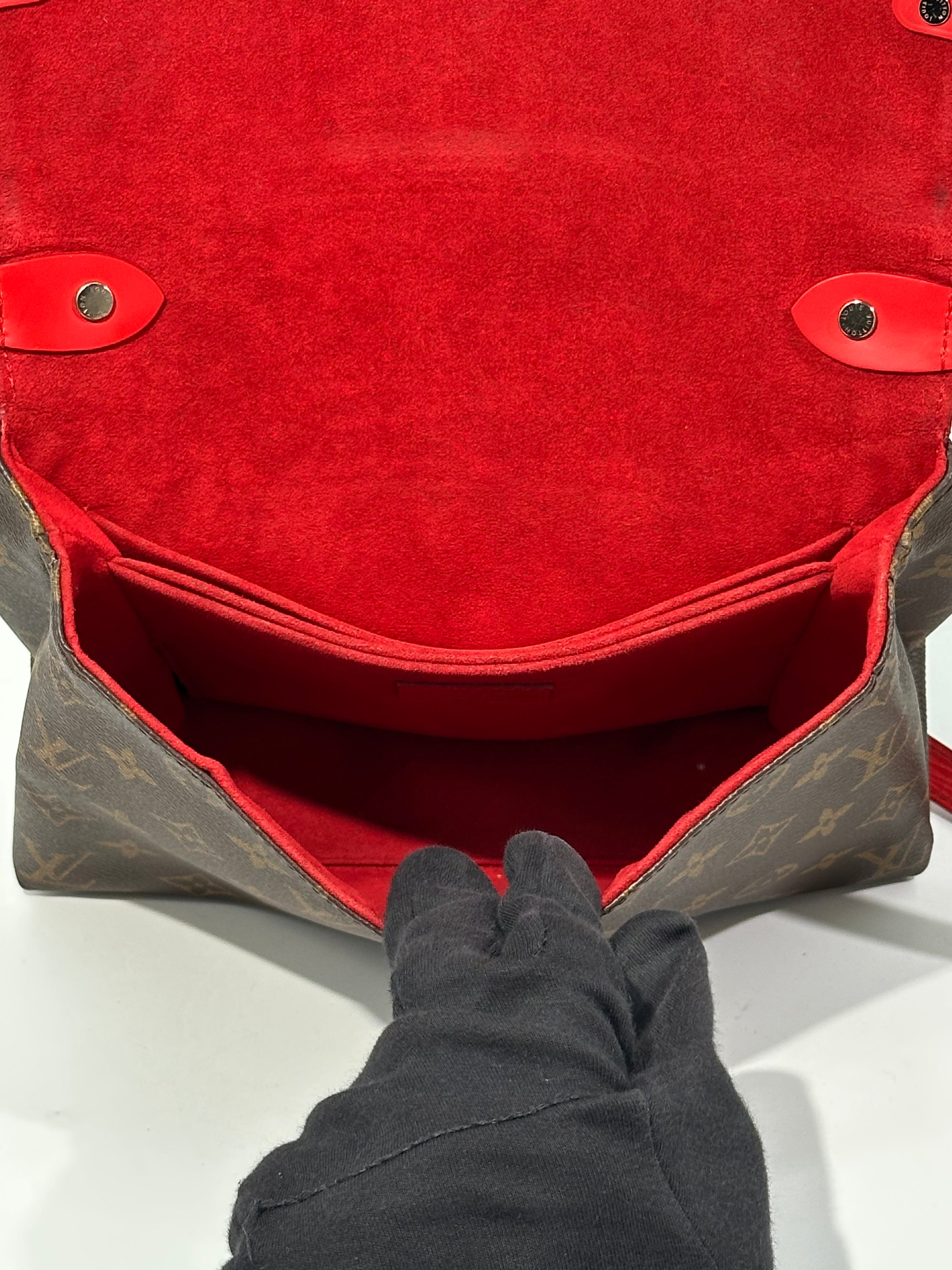 Louis Vuitton Saint Michel