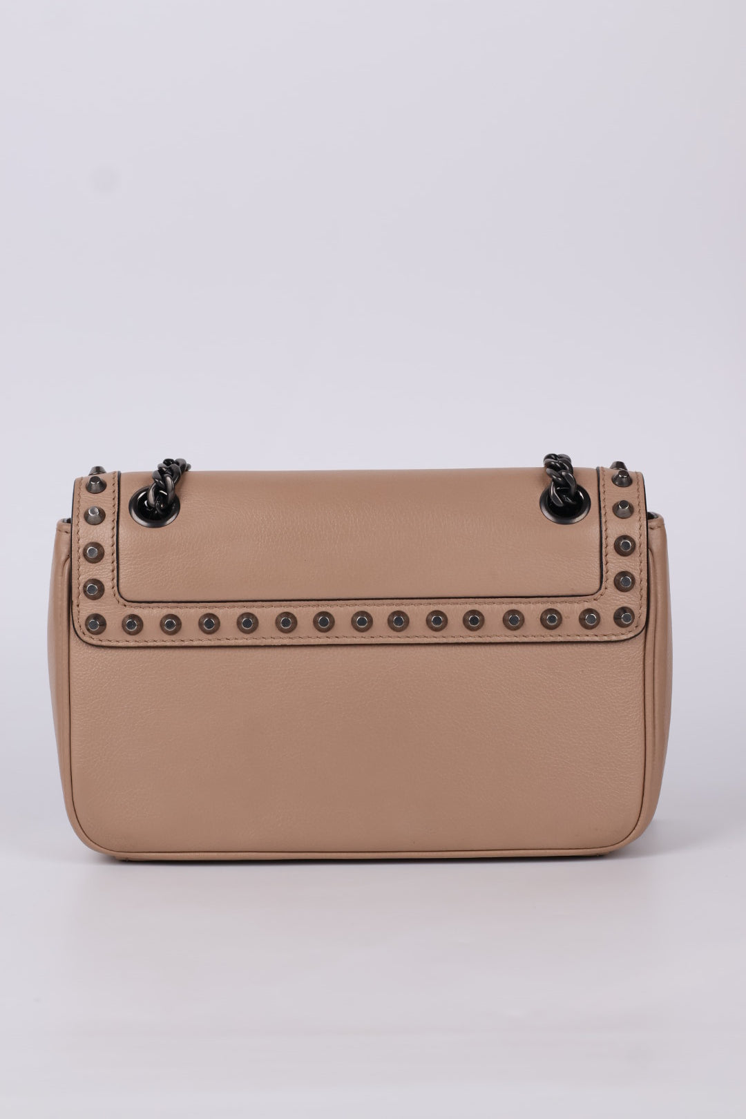 Prada Pattina Borchie in Pelle