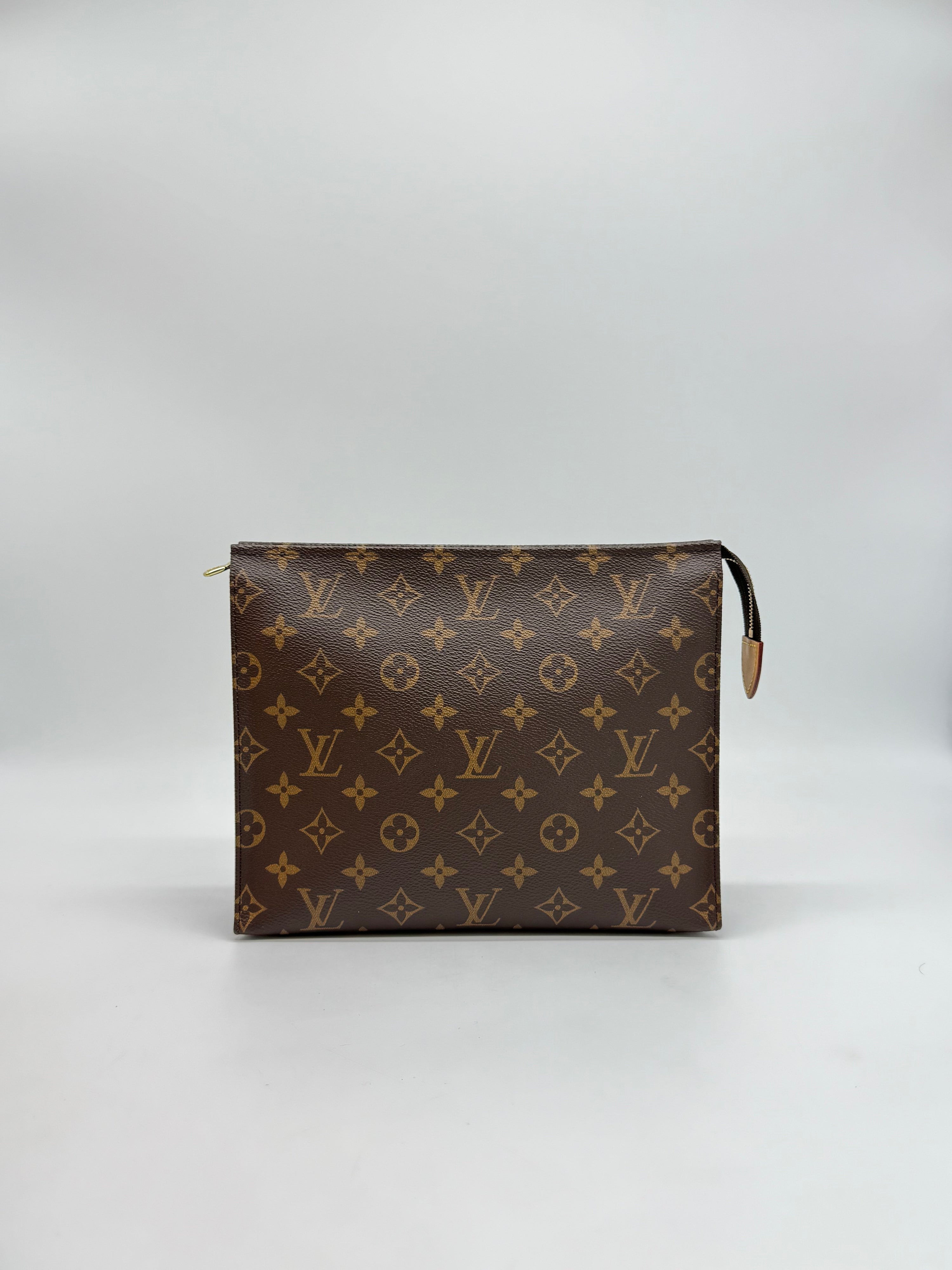 Louis Vuitton Toilette 26 Monogram