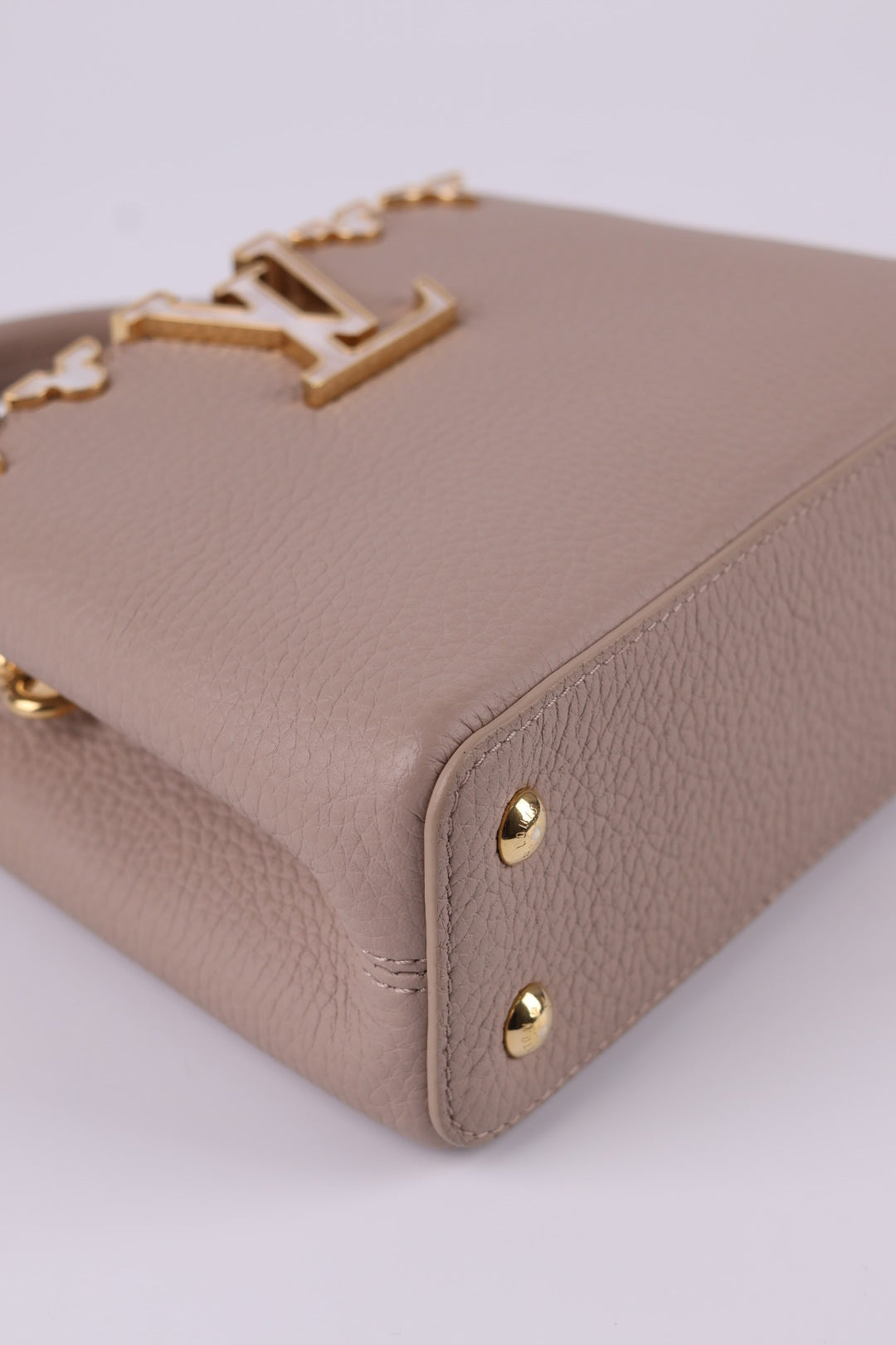 Louis Vuitton Capucines Mini