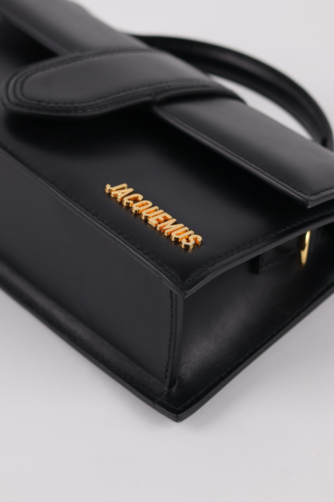 Jacquemus Le Grand Bambino