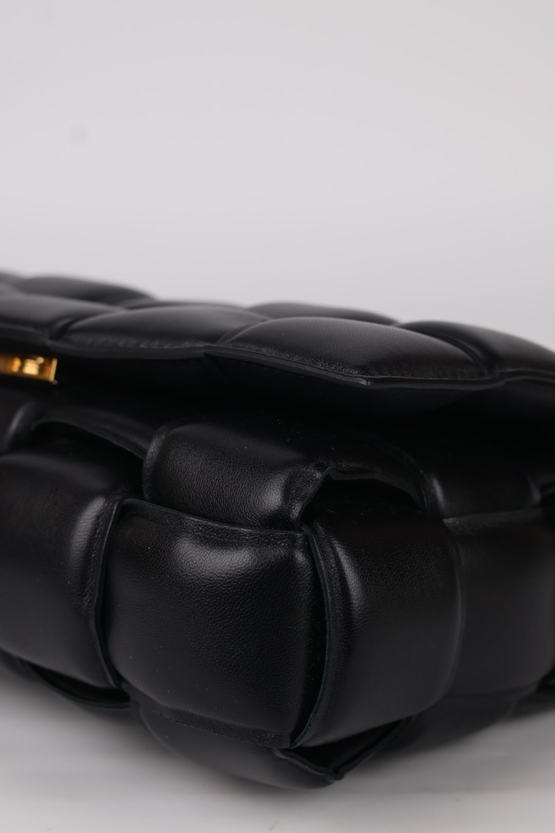 Bottega Veneta Chain Cassette