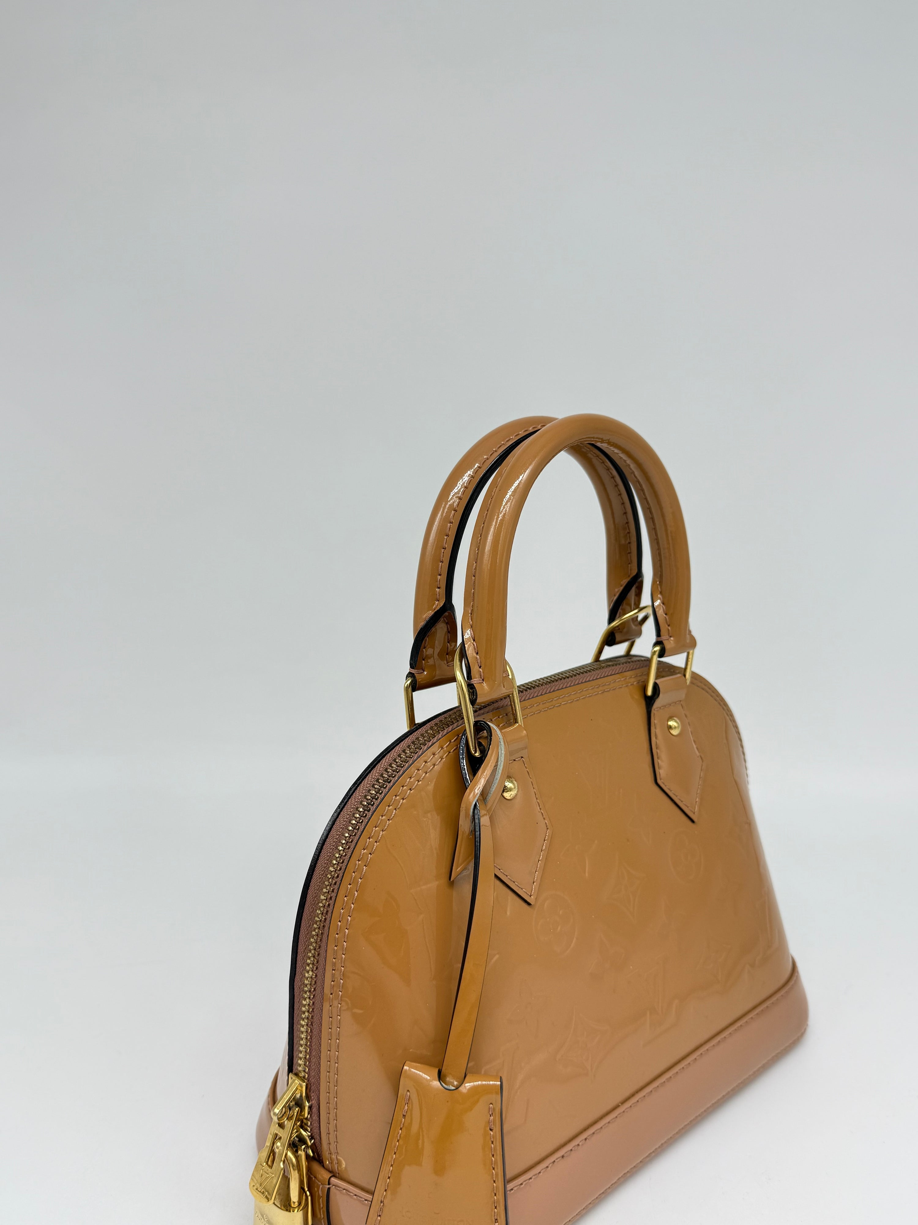 Louis Vuitton Alma BB Vernis