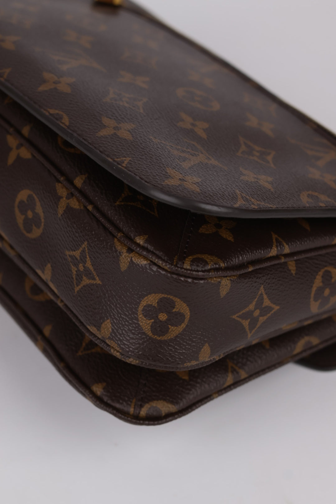 Louis Vuitton Métis Monogram