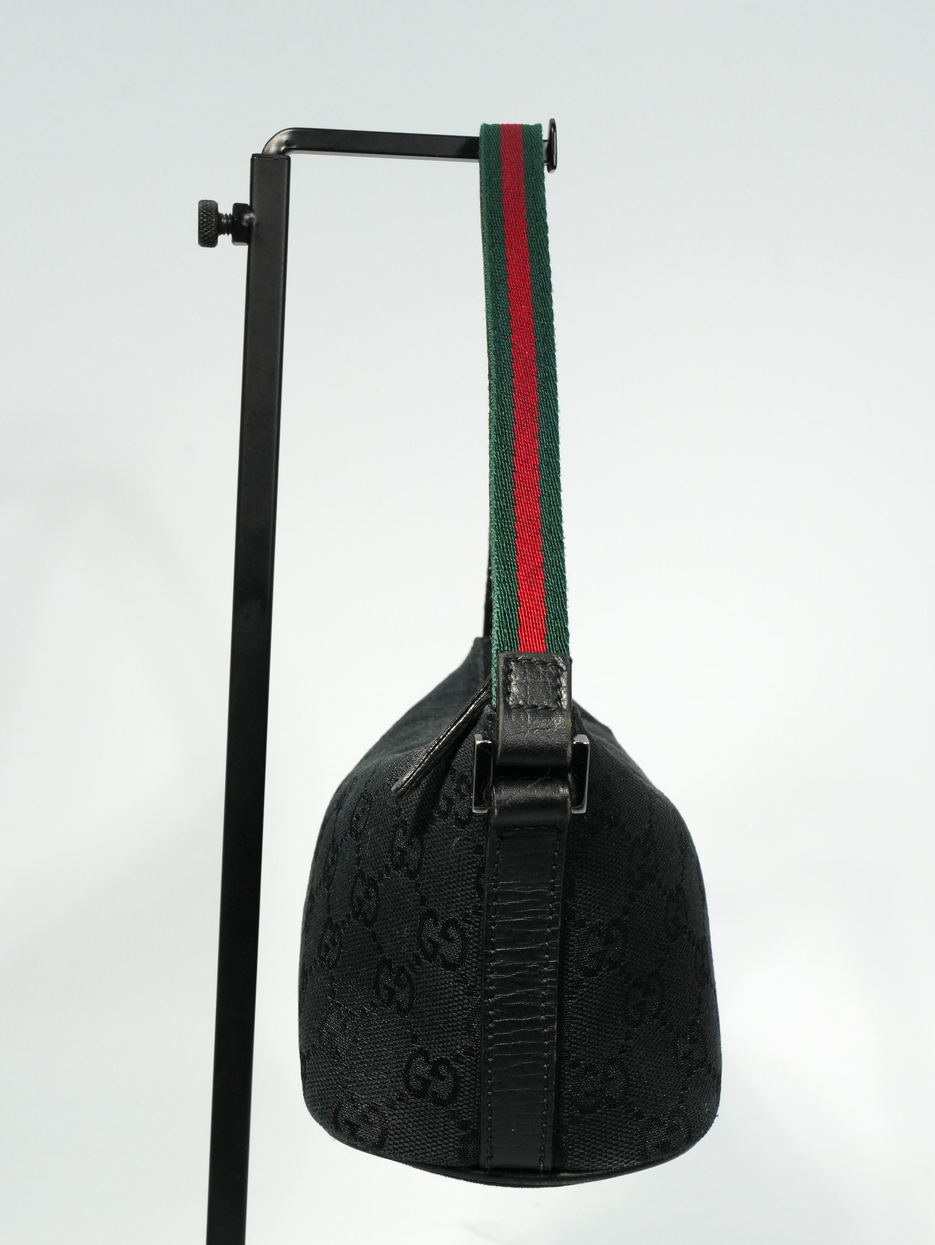 Gucci Boat Bag GG Wave