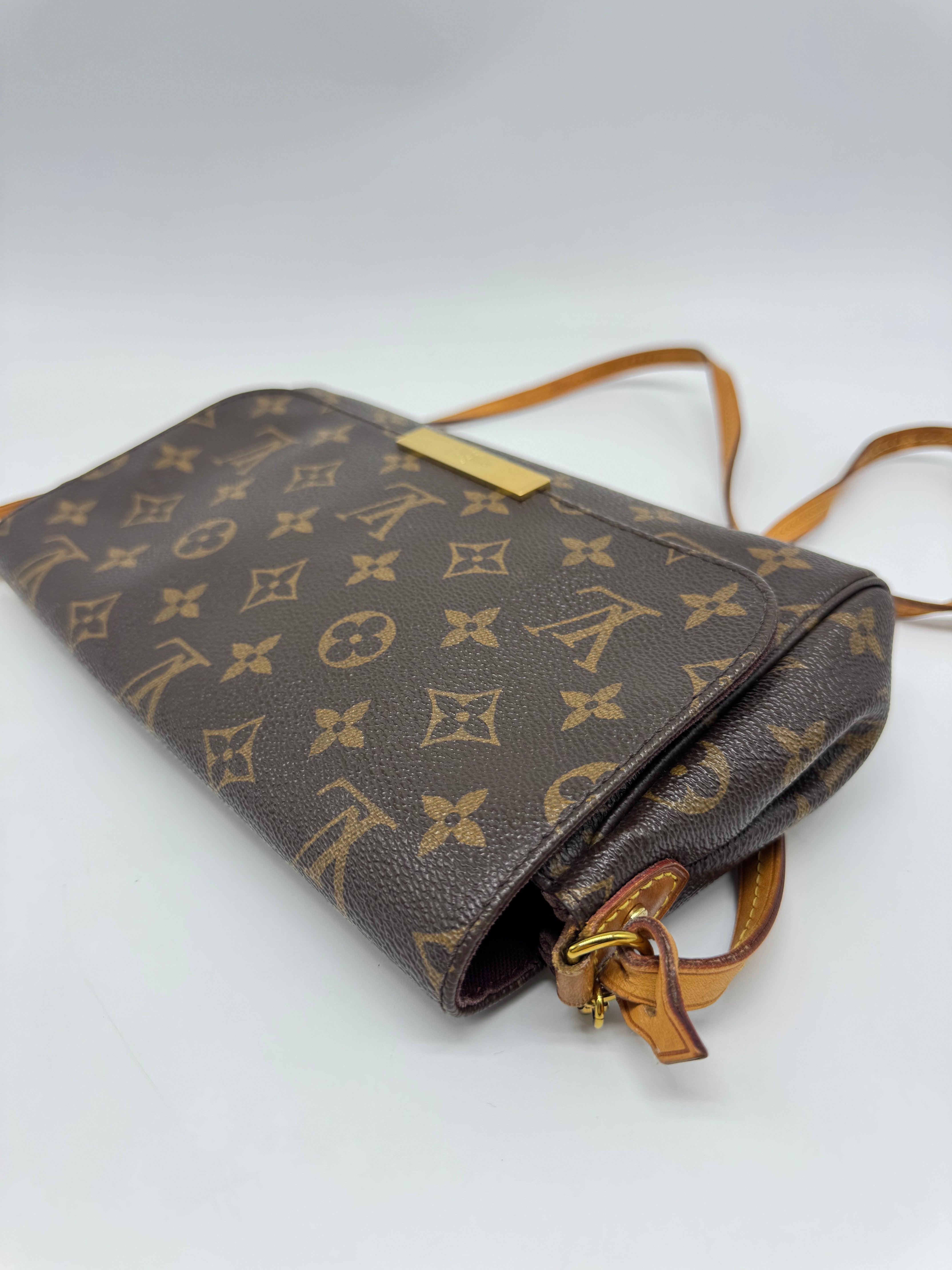 Louis Vuitton Favorite MM Monogram