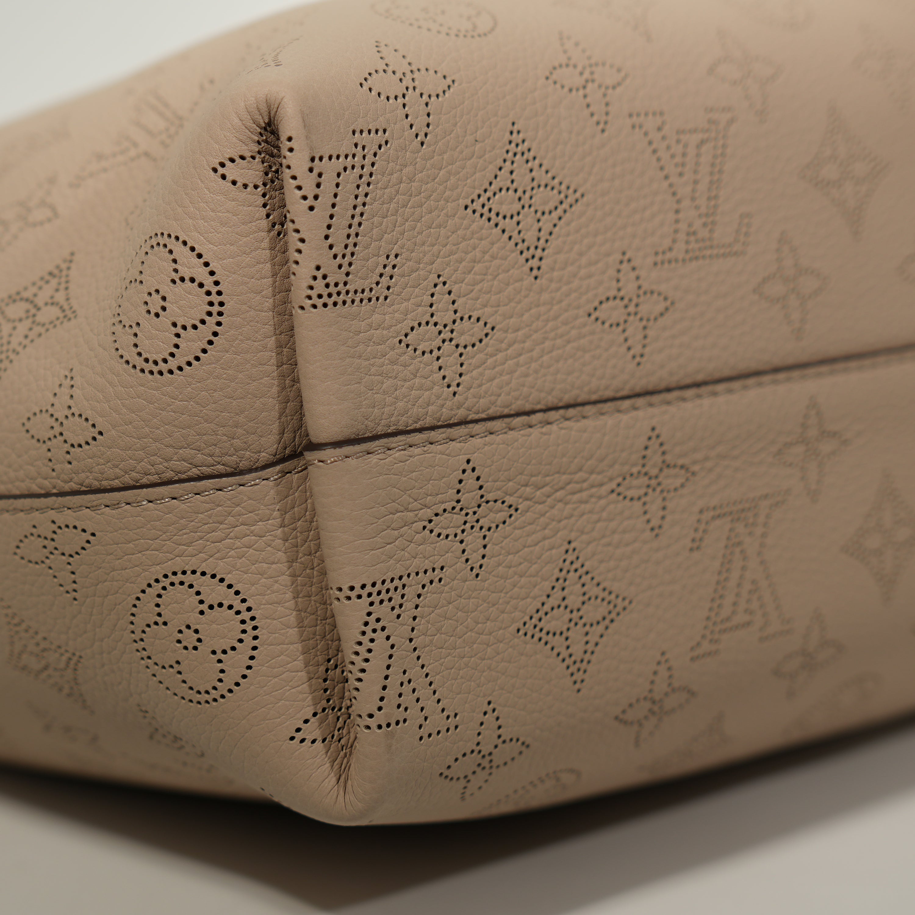 Louis Vuitton Why Knot MM Mahina