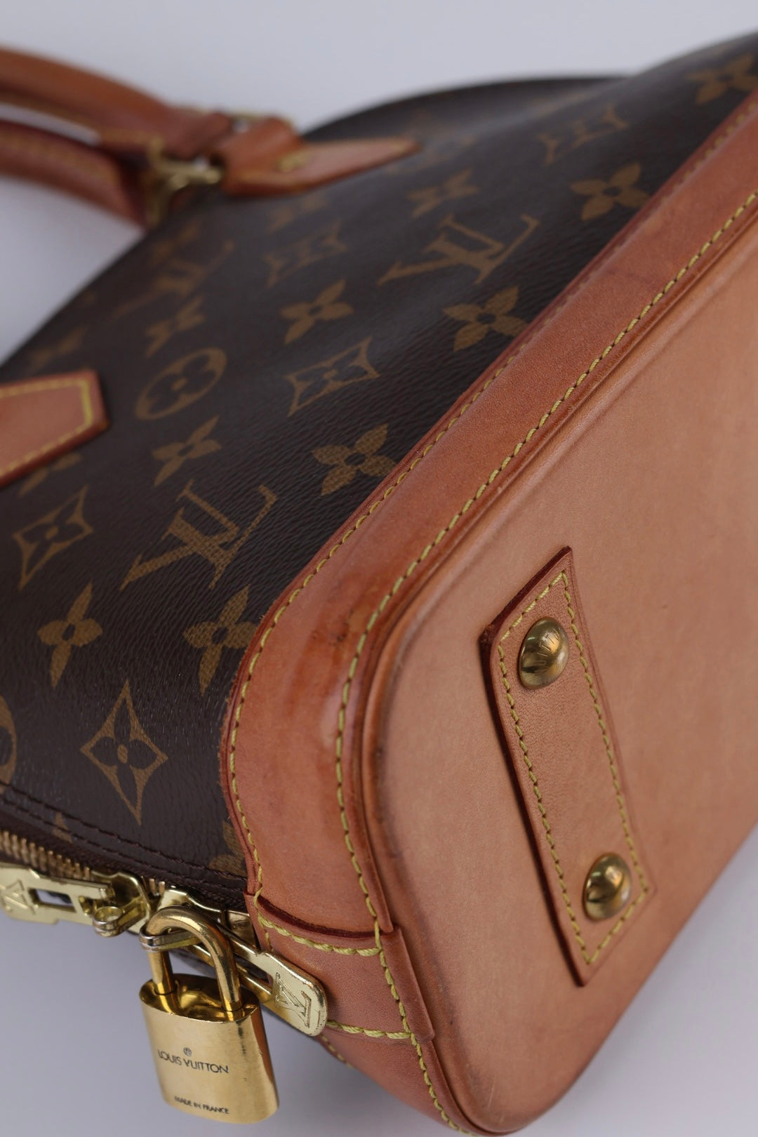 Louis Vuitton Alma BB Monogram