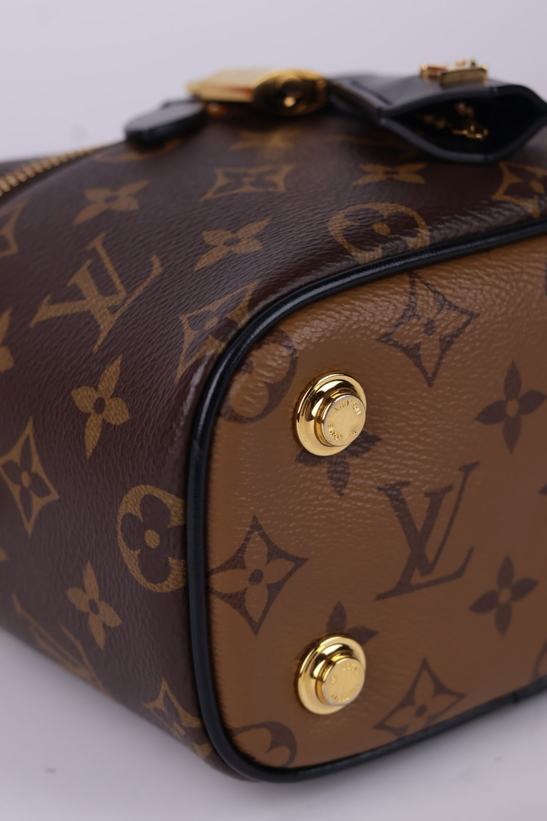Louis Vuitton Vanity Monogram
