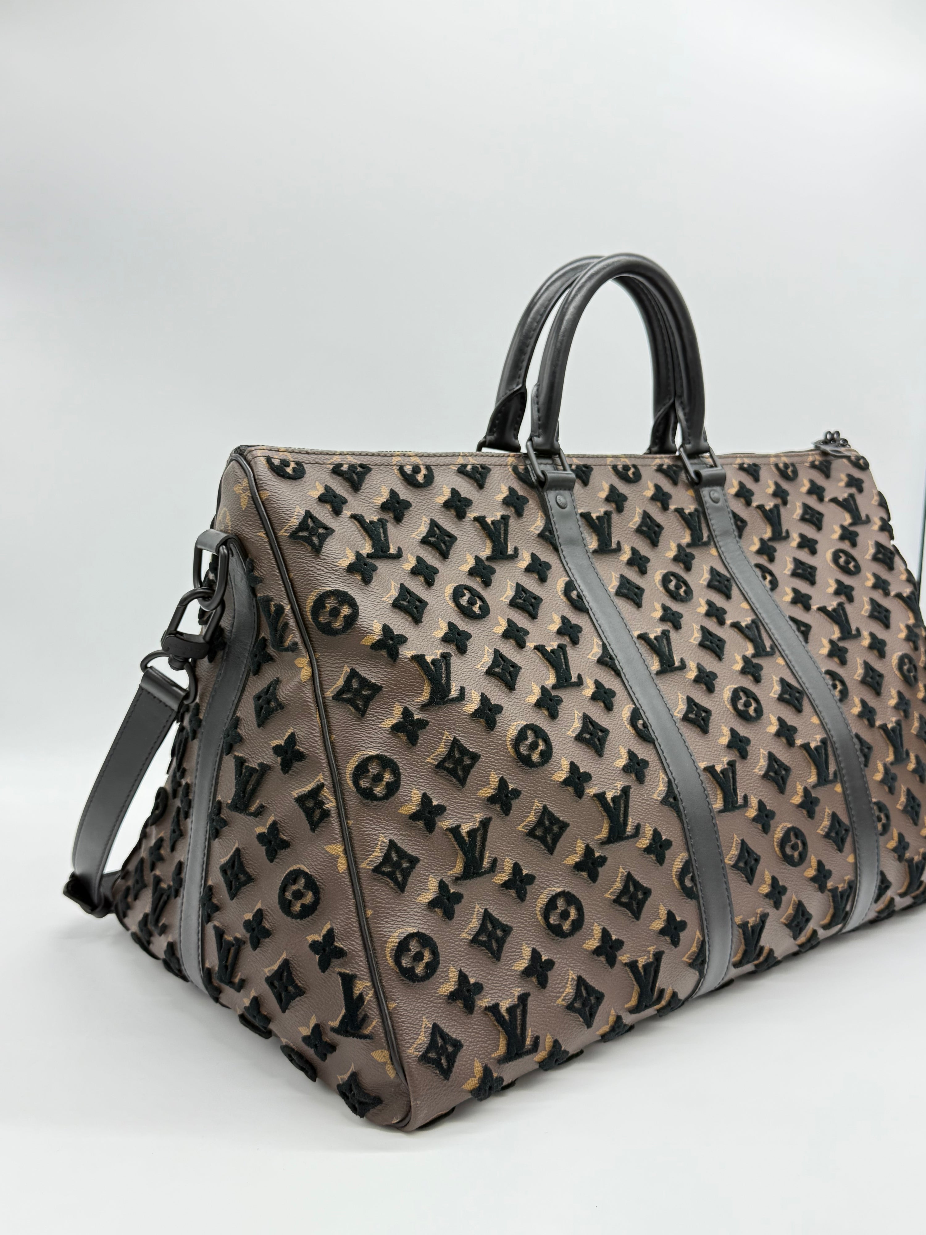 Louis Vuitton Keepall 50 Triangle Tuffetage