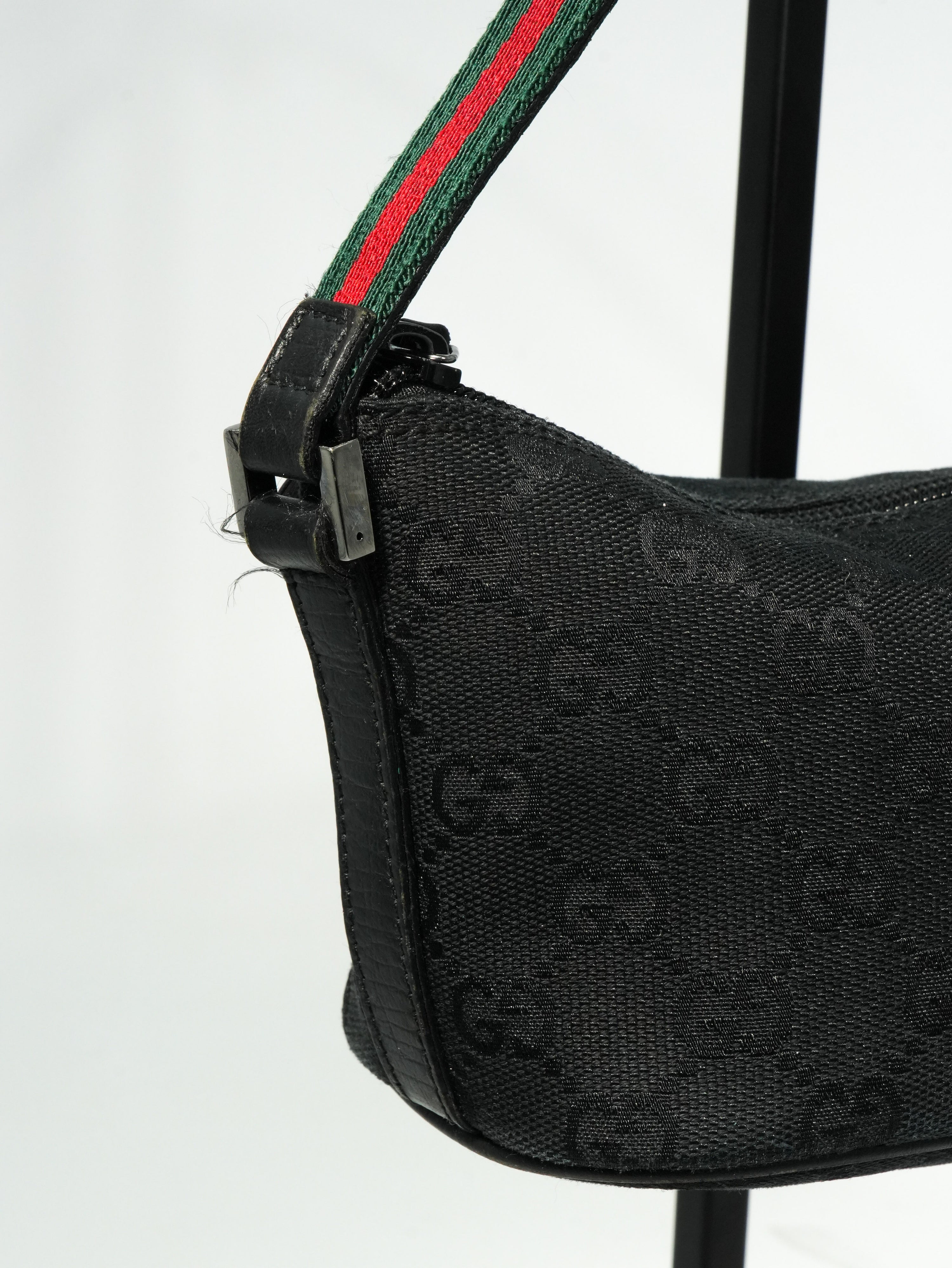 Gucci Boat Bag GG Wave