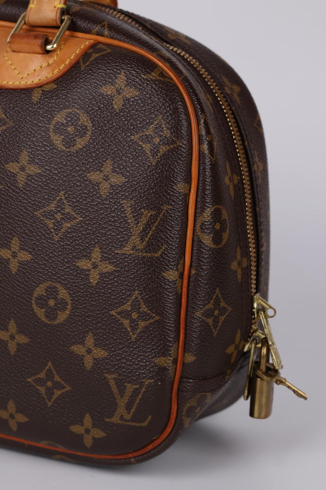 Louis Vuitton Deauville Pm Monogram