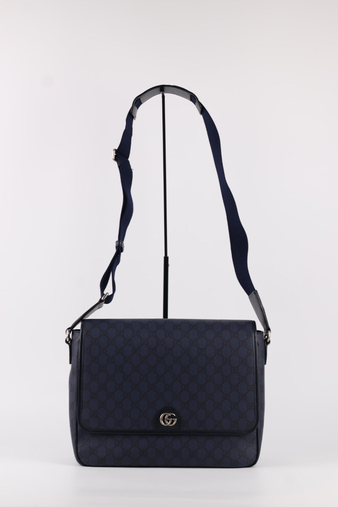 Gucci Messenger Ophidia GG Supreme