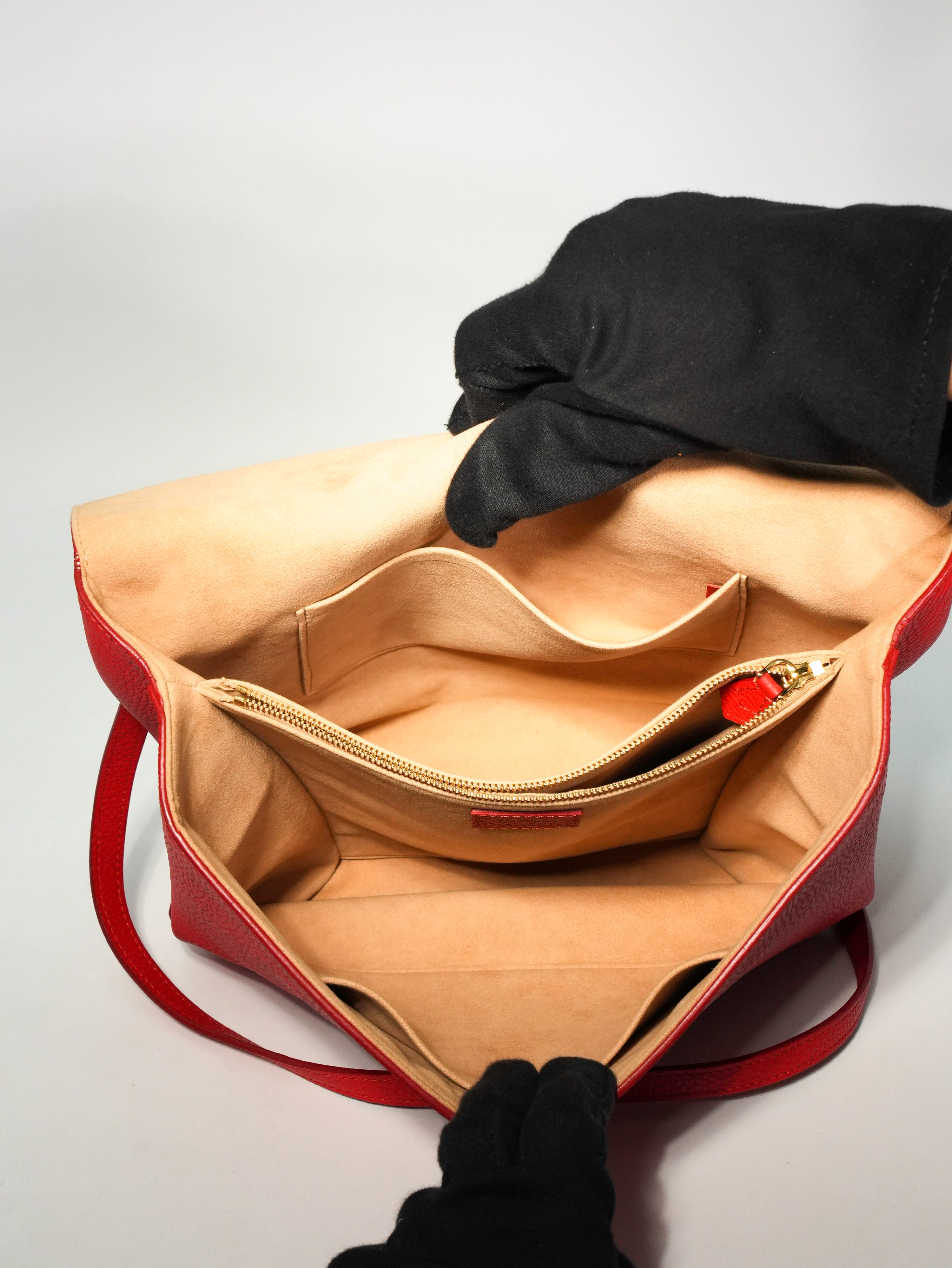 Louis Vuitton Volta Taurillon