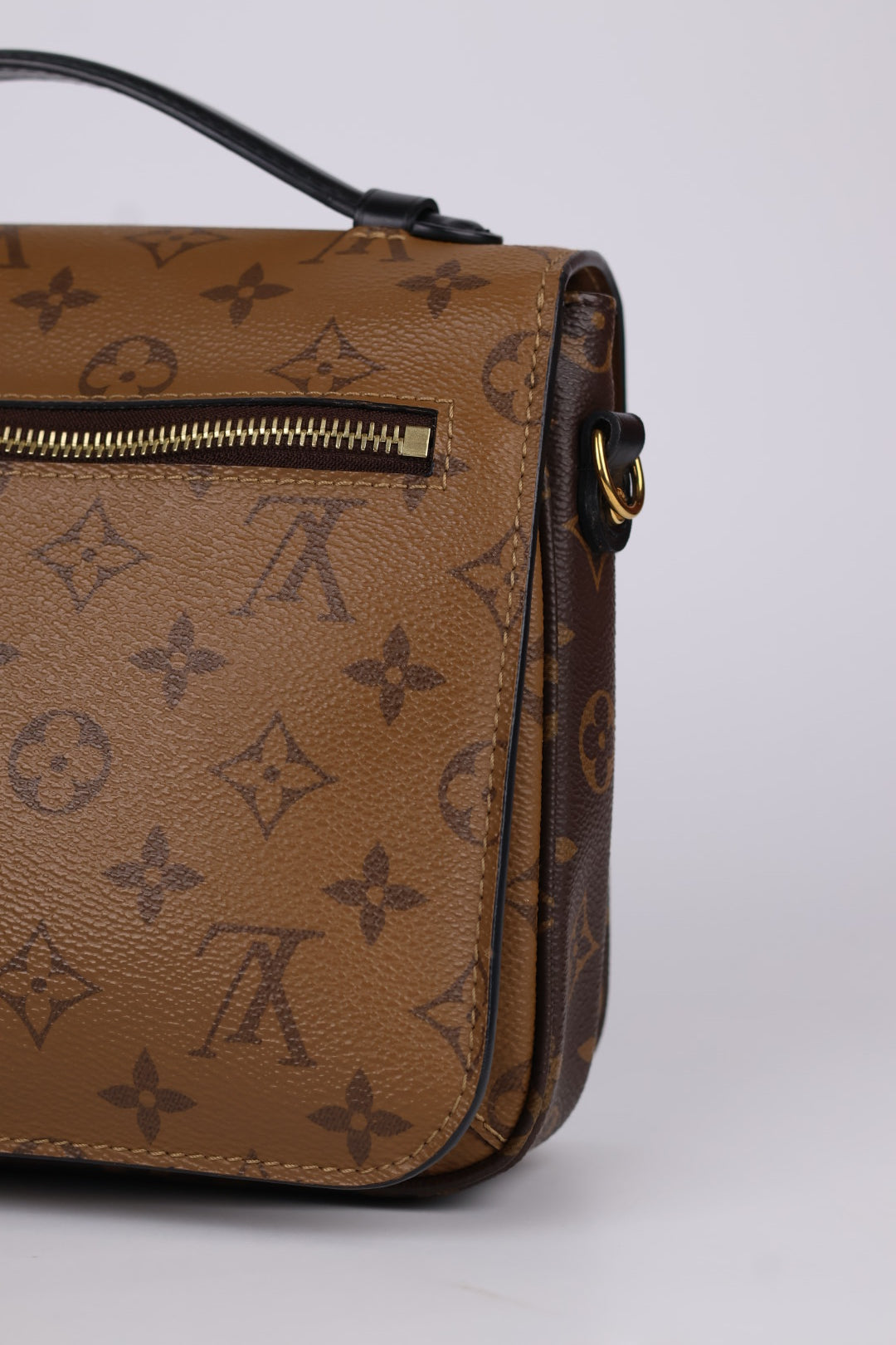 Louis Vuitton Métis Reverse
