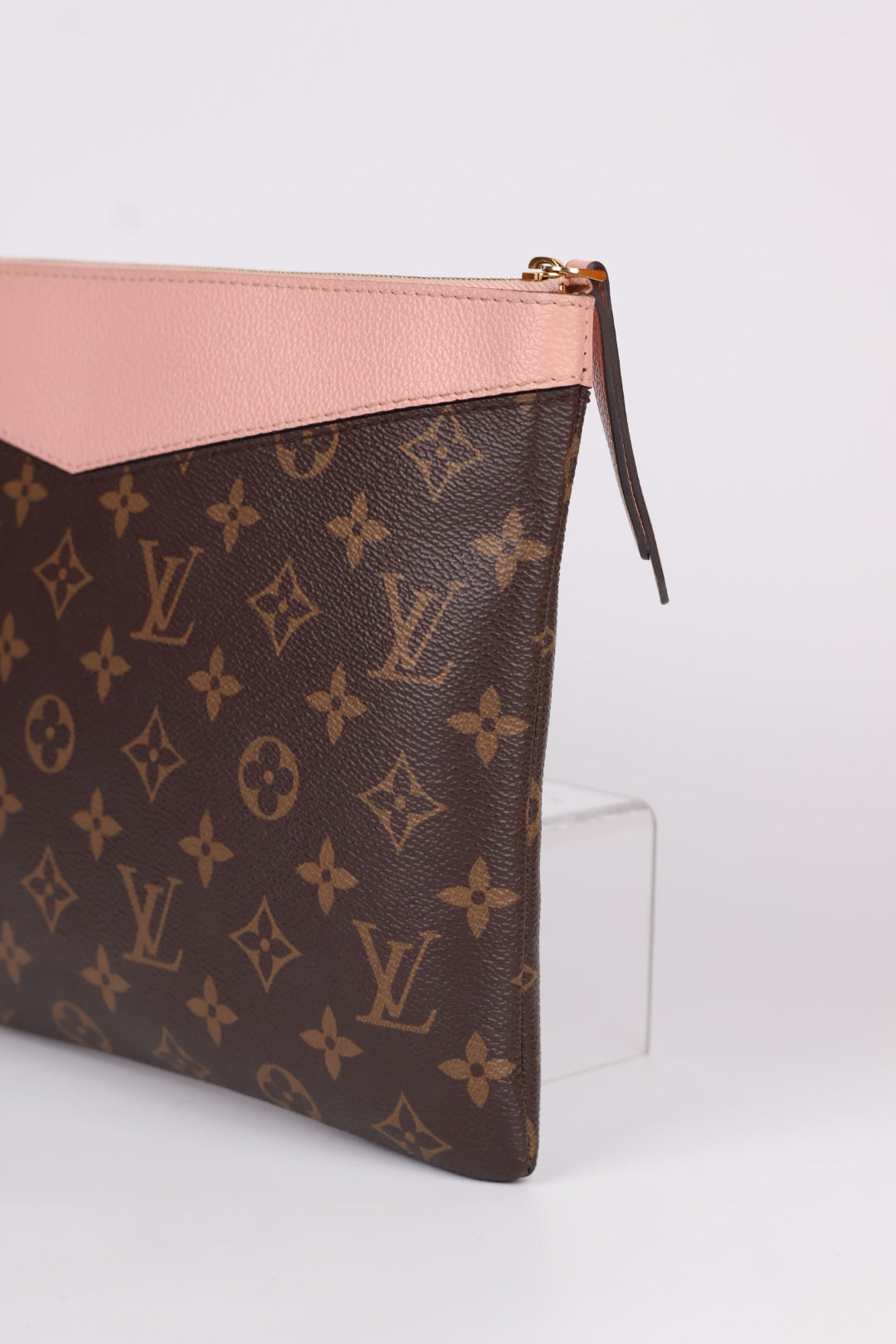 Louis Vuitton Daily Pouch Monogram