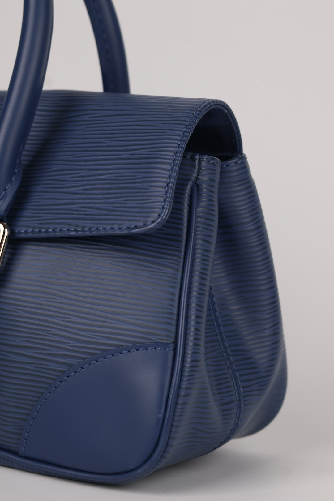 Louis Vuitton Segur Pm Epi