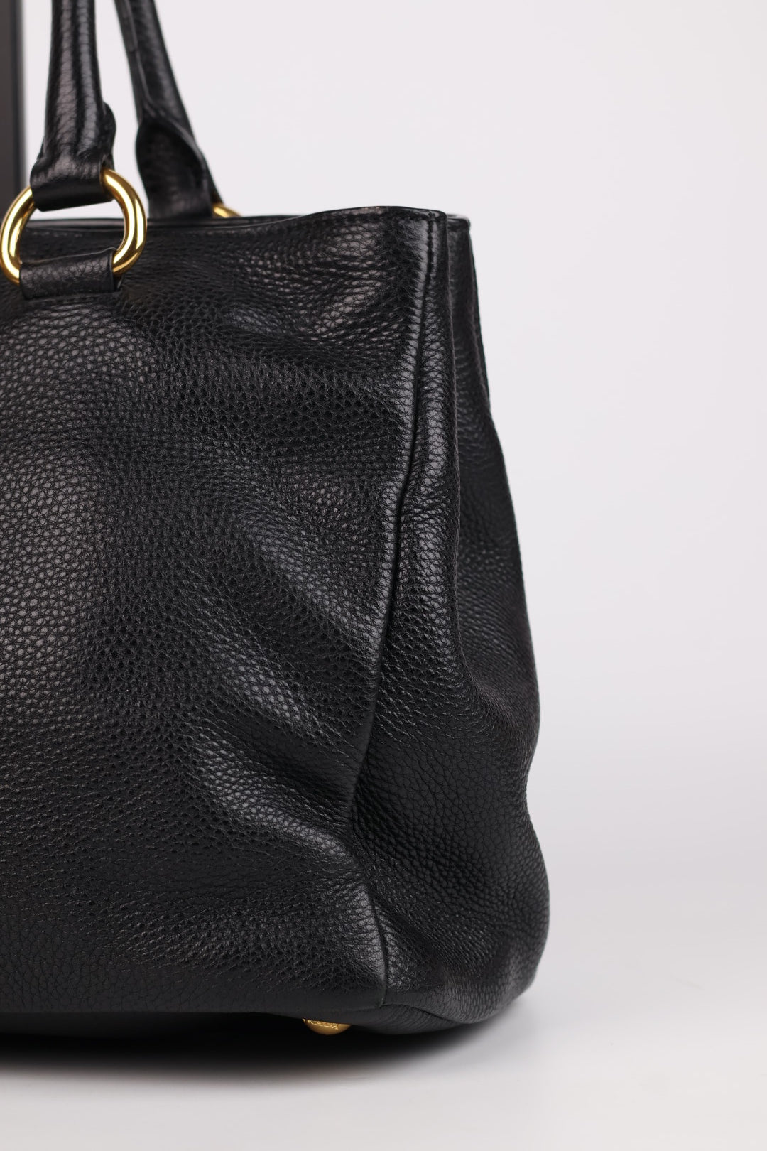 Prada Tote in Pelle Martellata