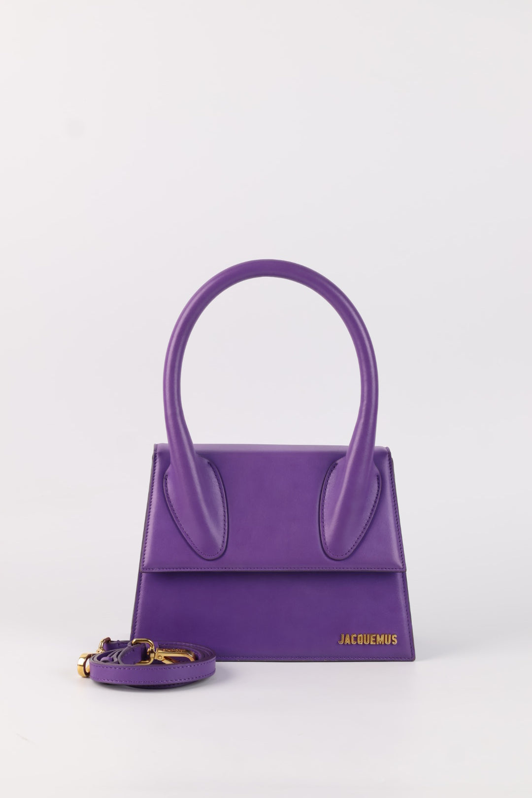Jacquemus Le Grand Chiquito