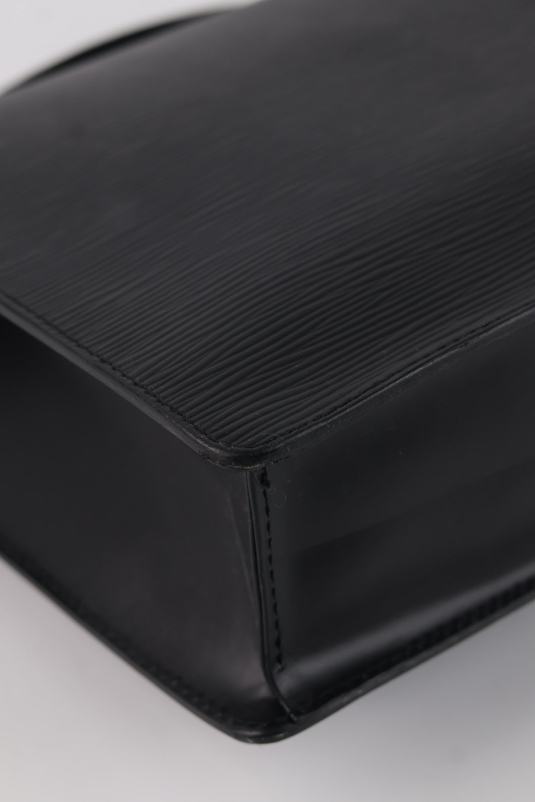 Louis Vuitton Monceau Epi