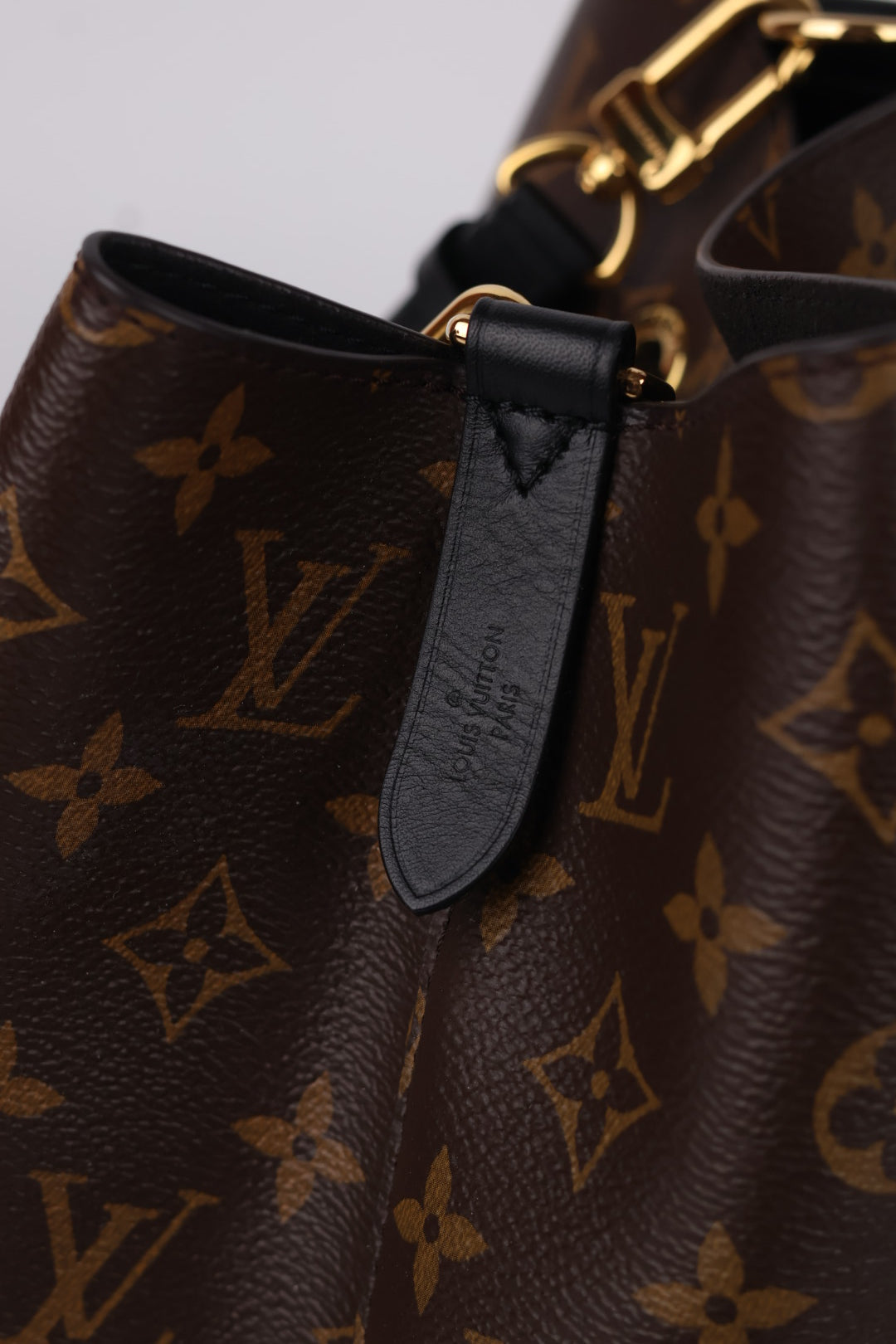 Louis Vuitton Neo Noé MM Monogram