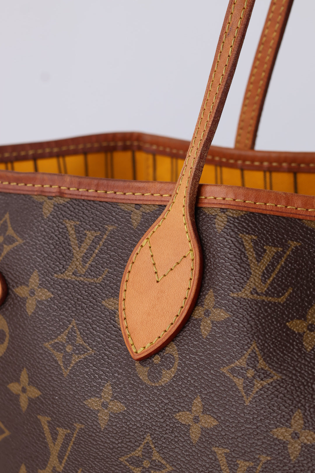 Louis Vuitton Neverfull MM Monogram