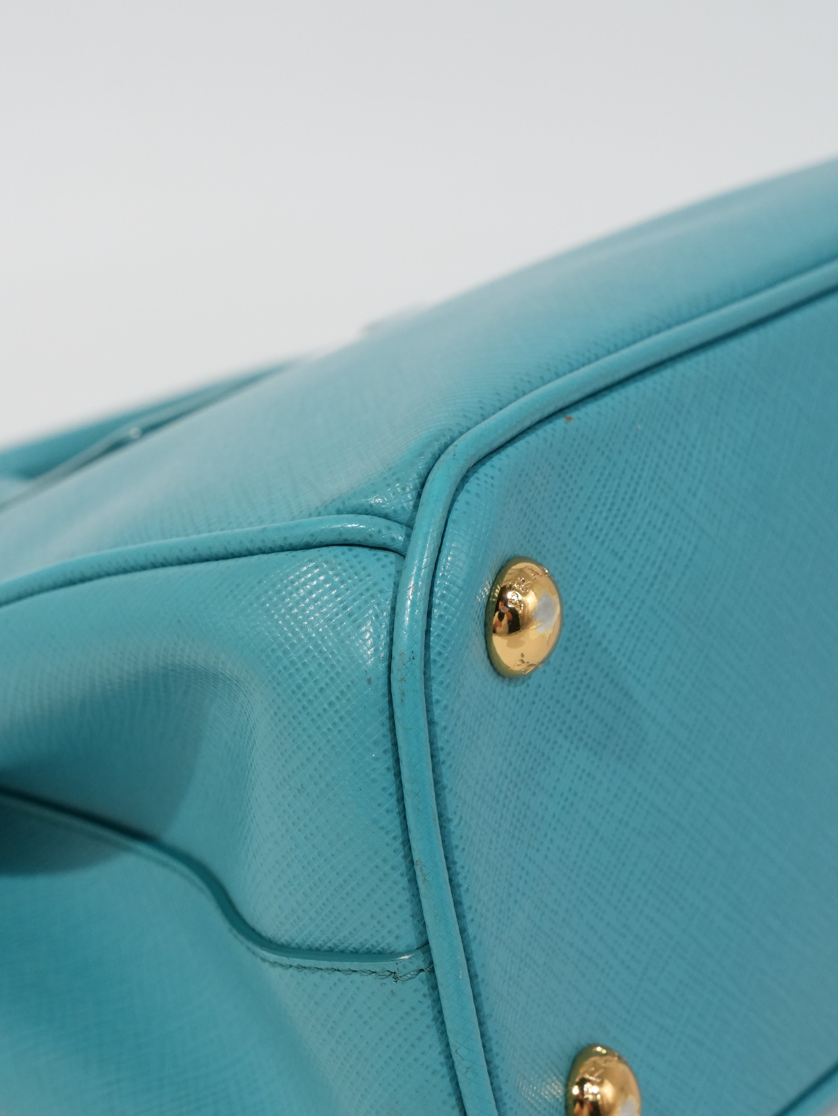 Prada Galleria Small Saffiano