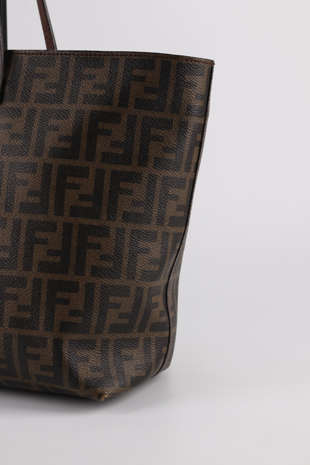 Fendi Shopping FF Logo