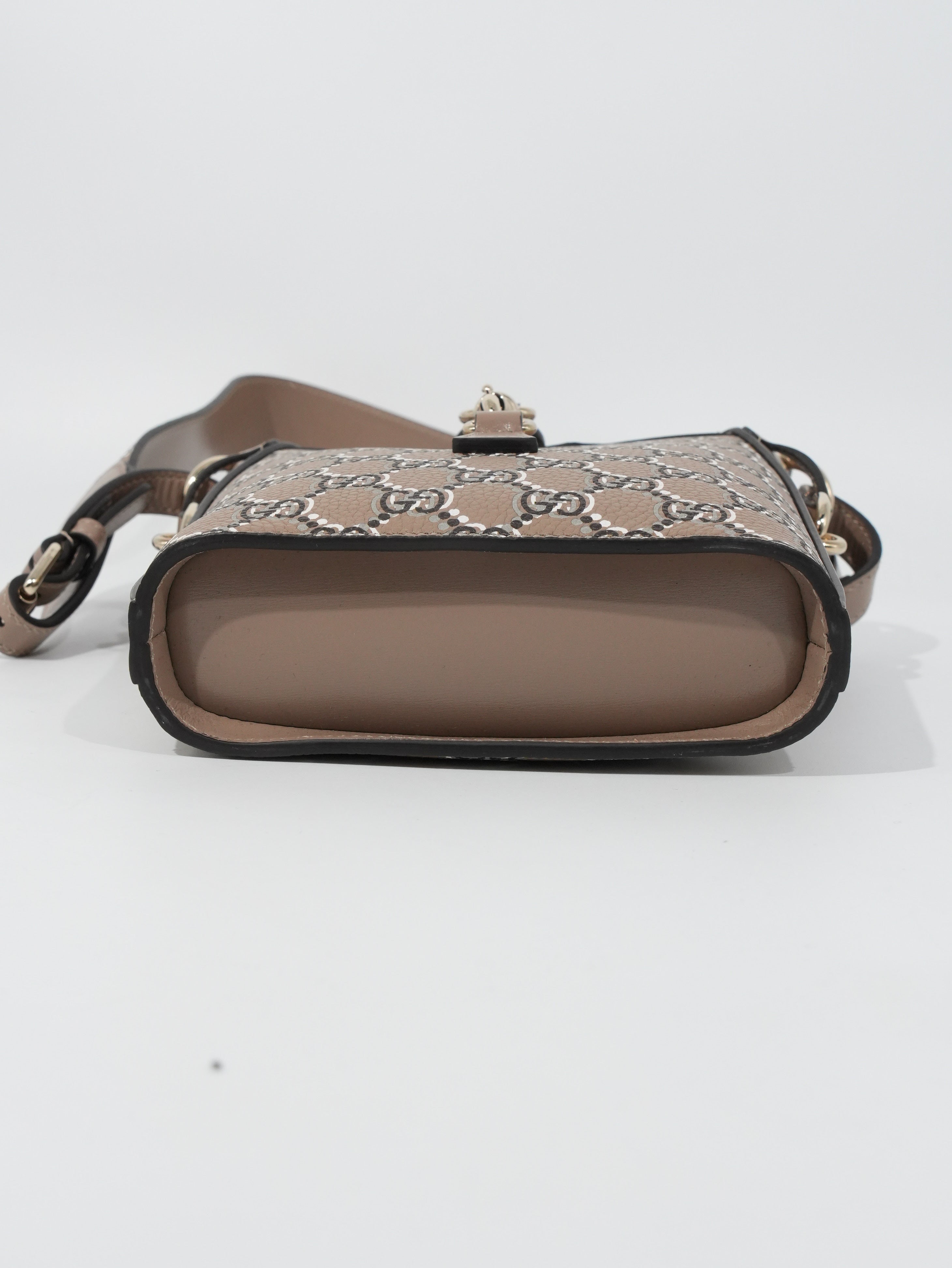 Gucci Mini Bucket GG in Pelle