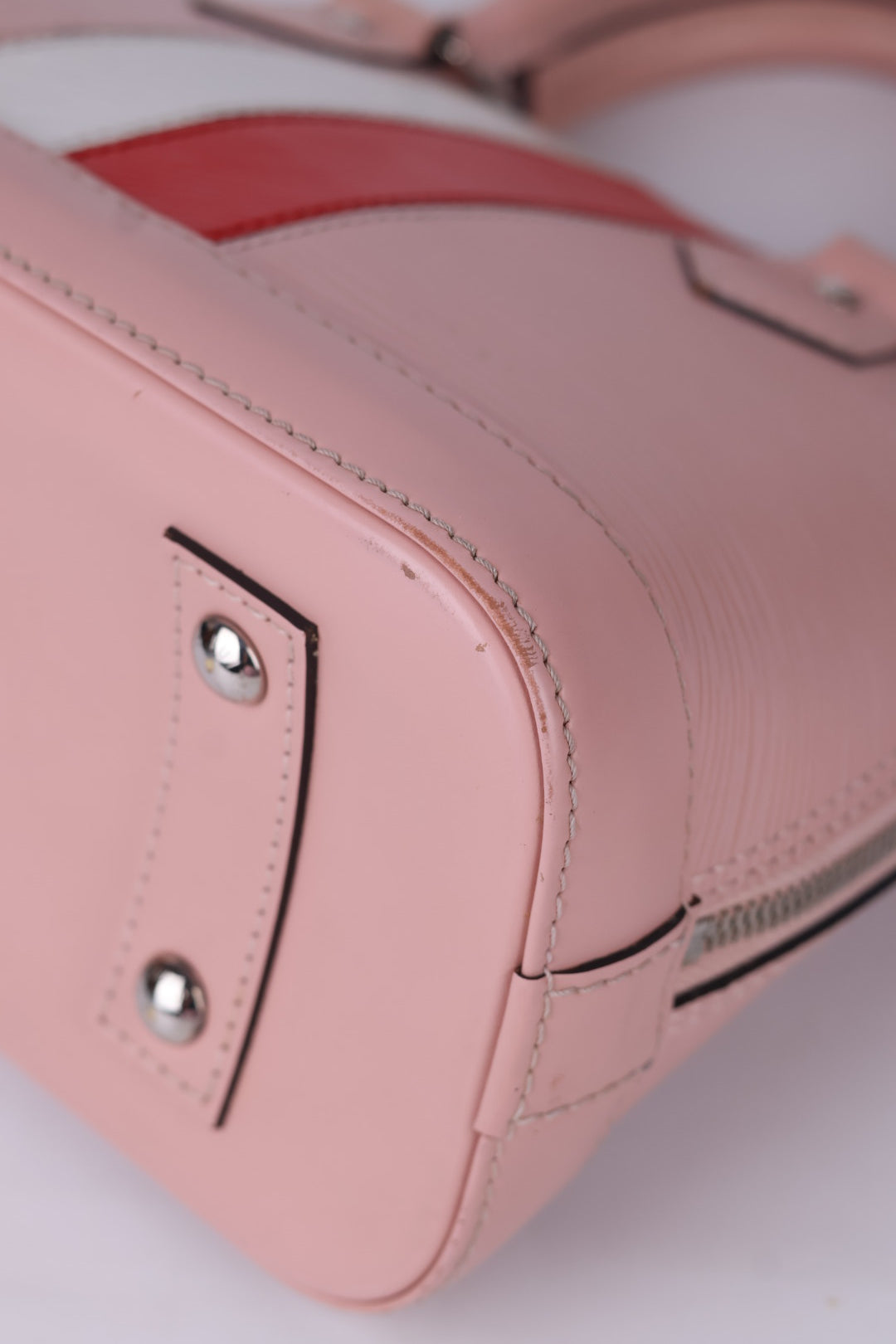 Louis Vuitton Alma BB Epi