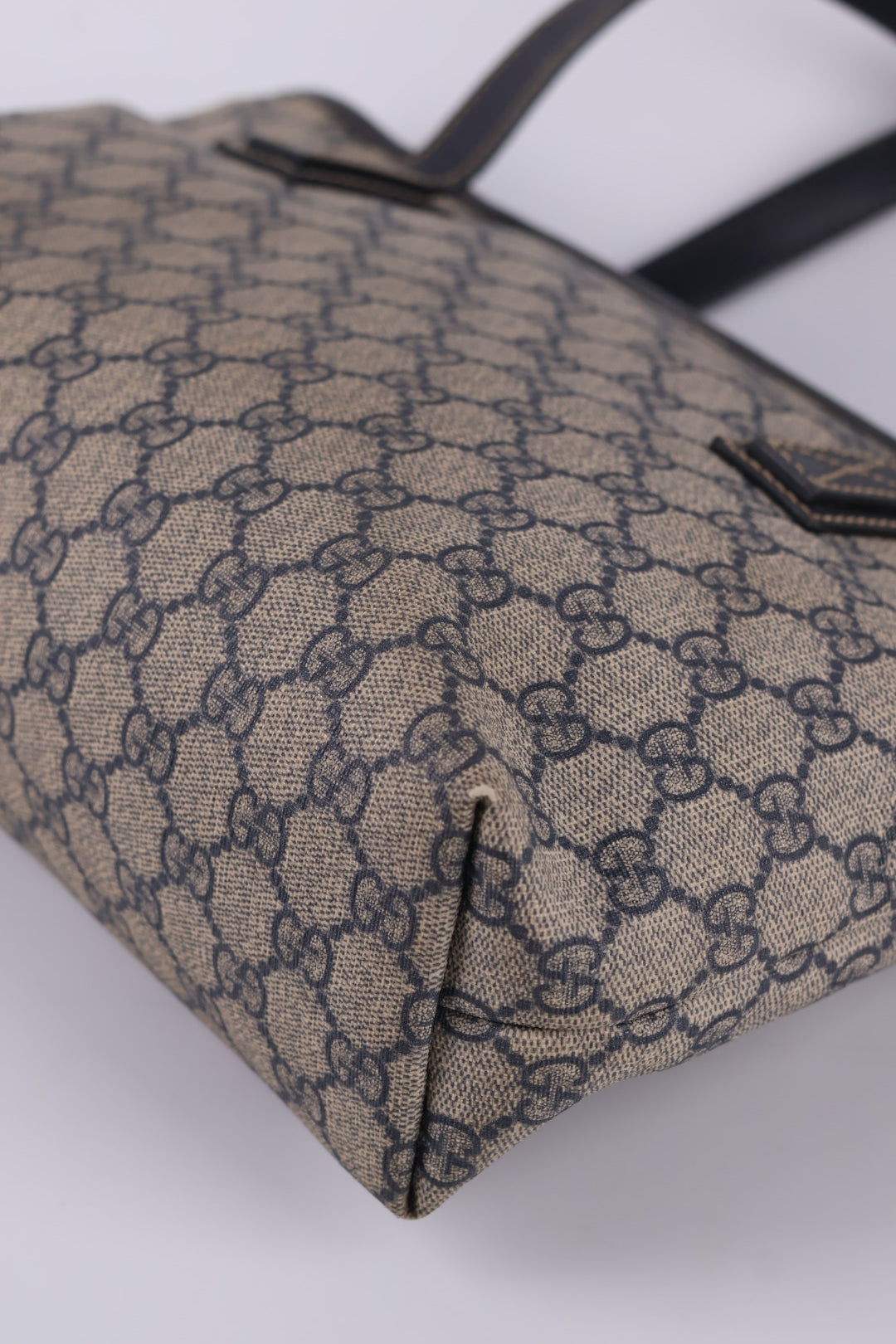 Gucci Tote GG Supreme Small