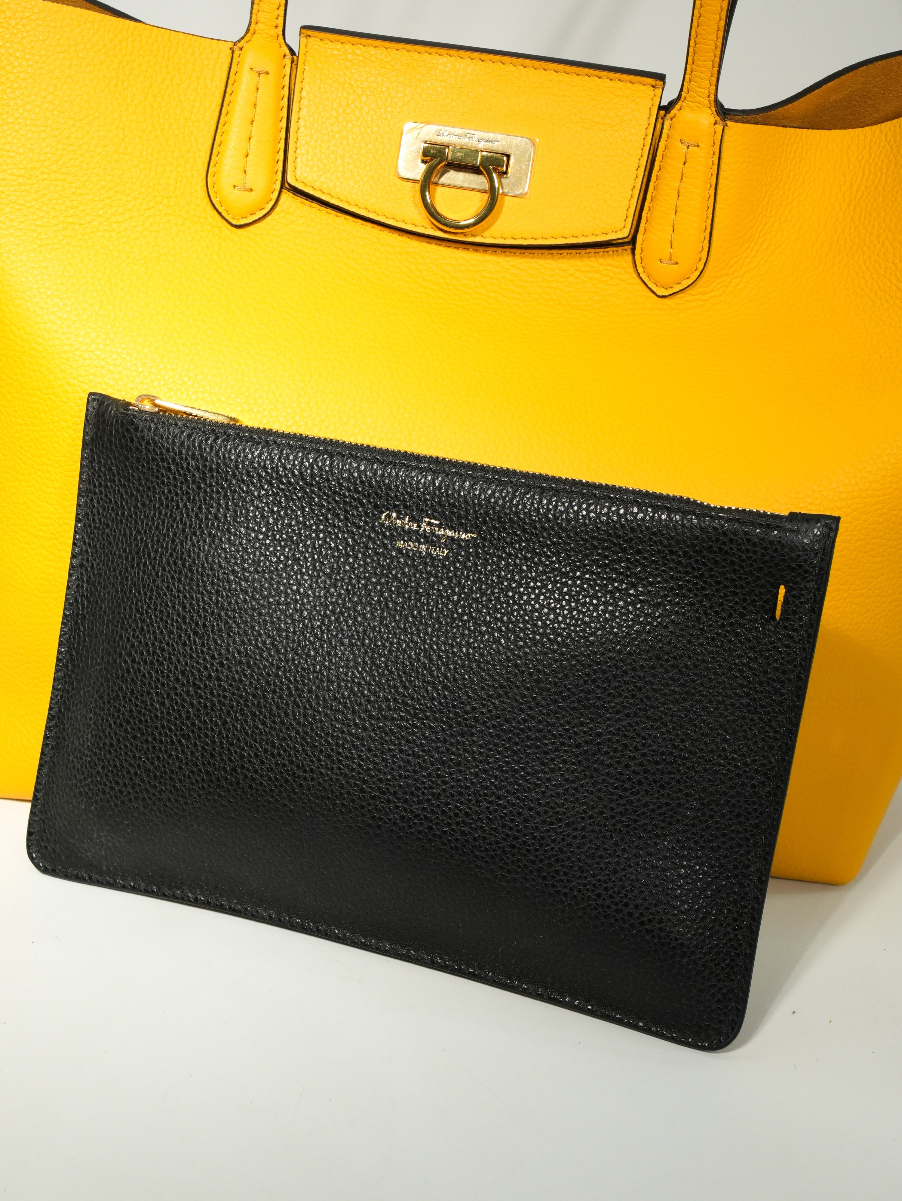 Ferragamo Gancini Tote in Pelle